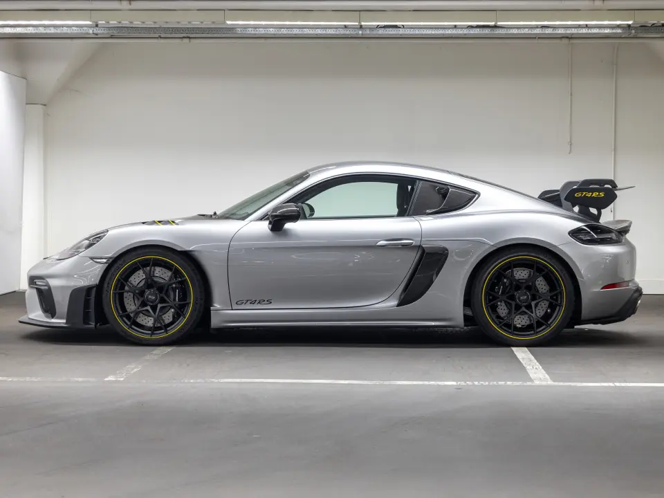 Porsche 718 Cayman GT4 RS