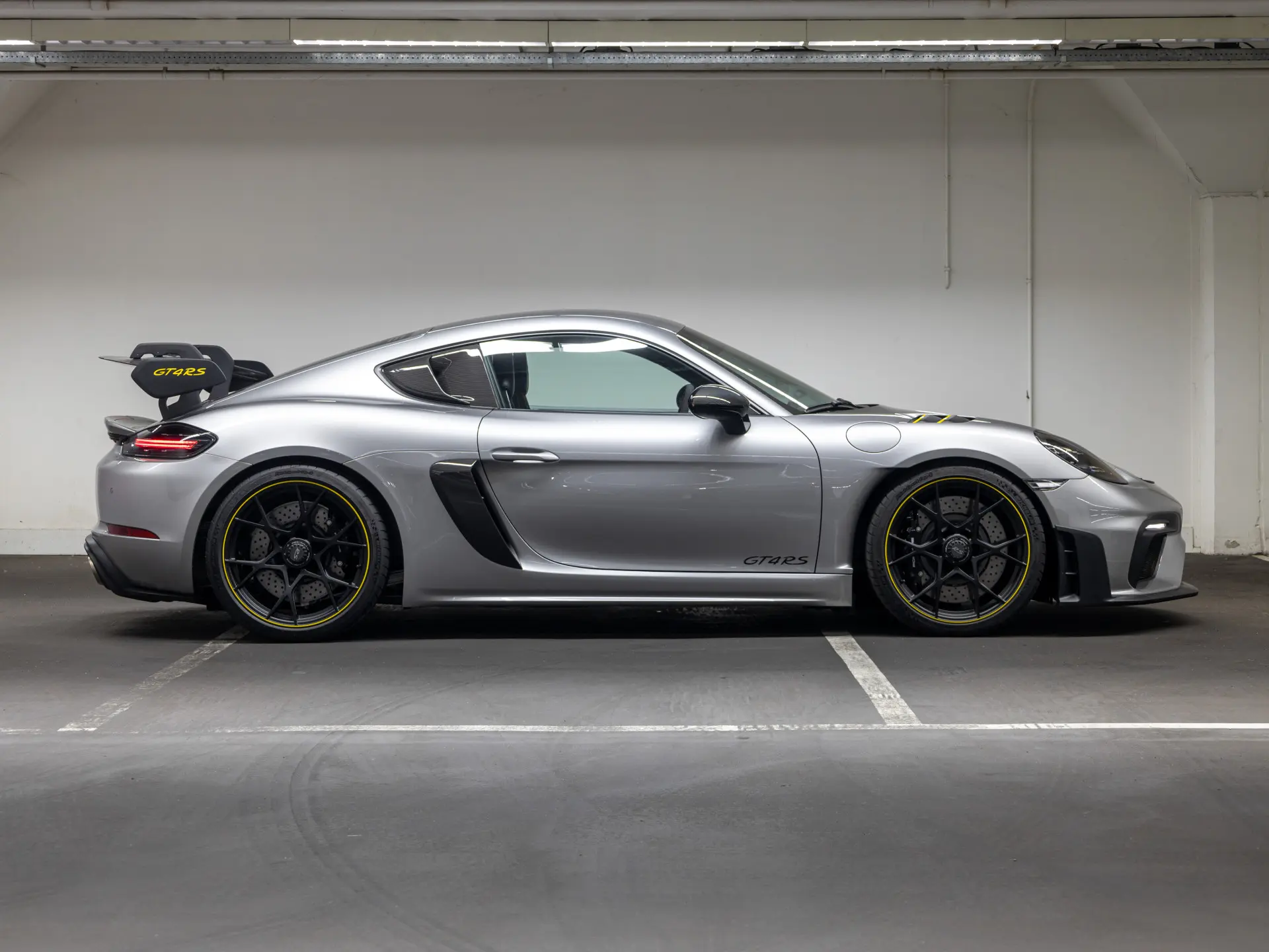 718 Cayman GT4 RS