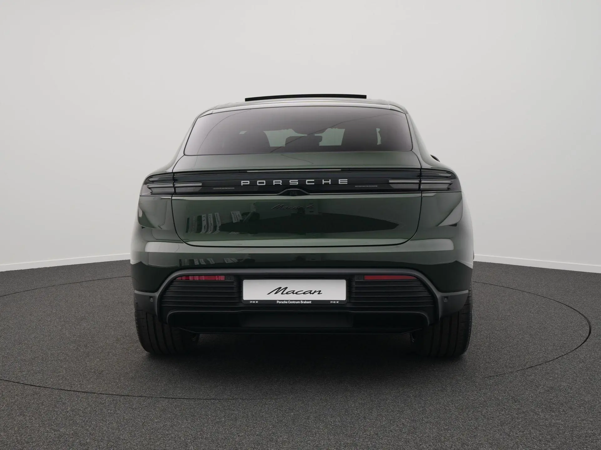 Macan 4