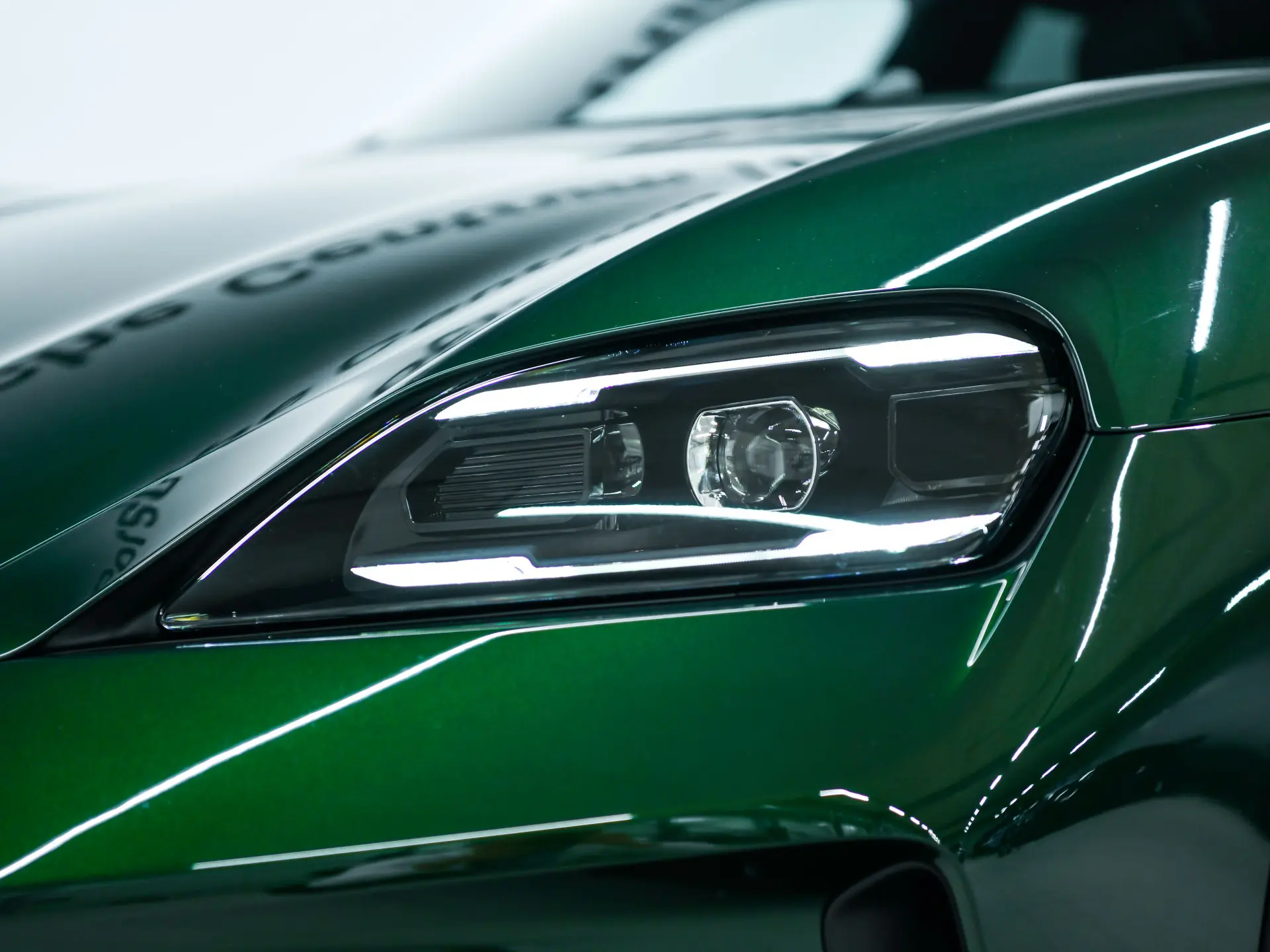 Taycan 4 Cross Turismo