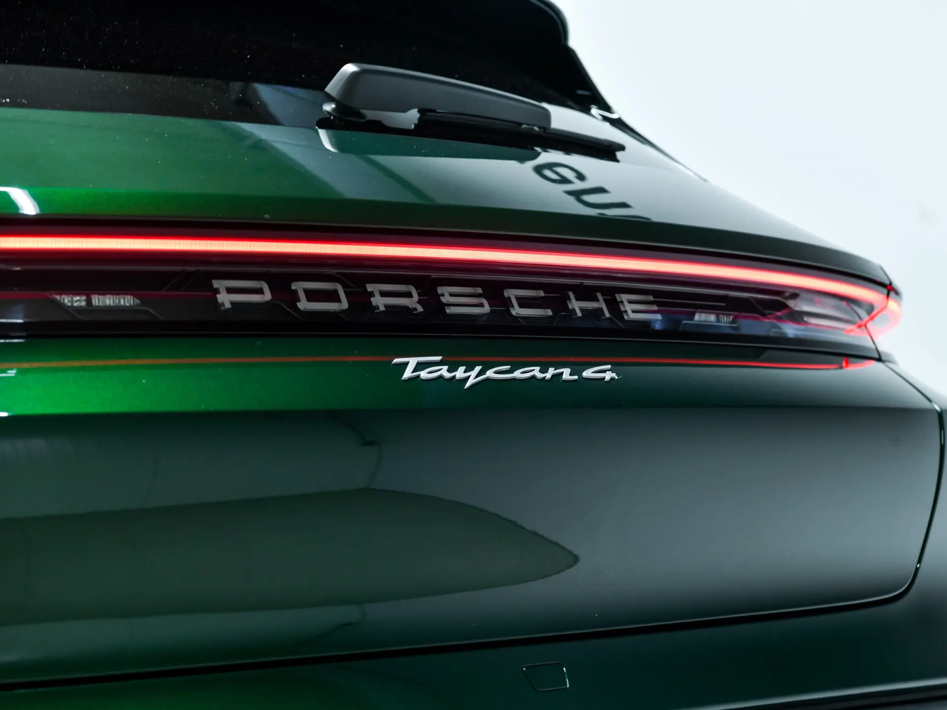 Taycan 4 Cross Turismo