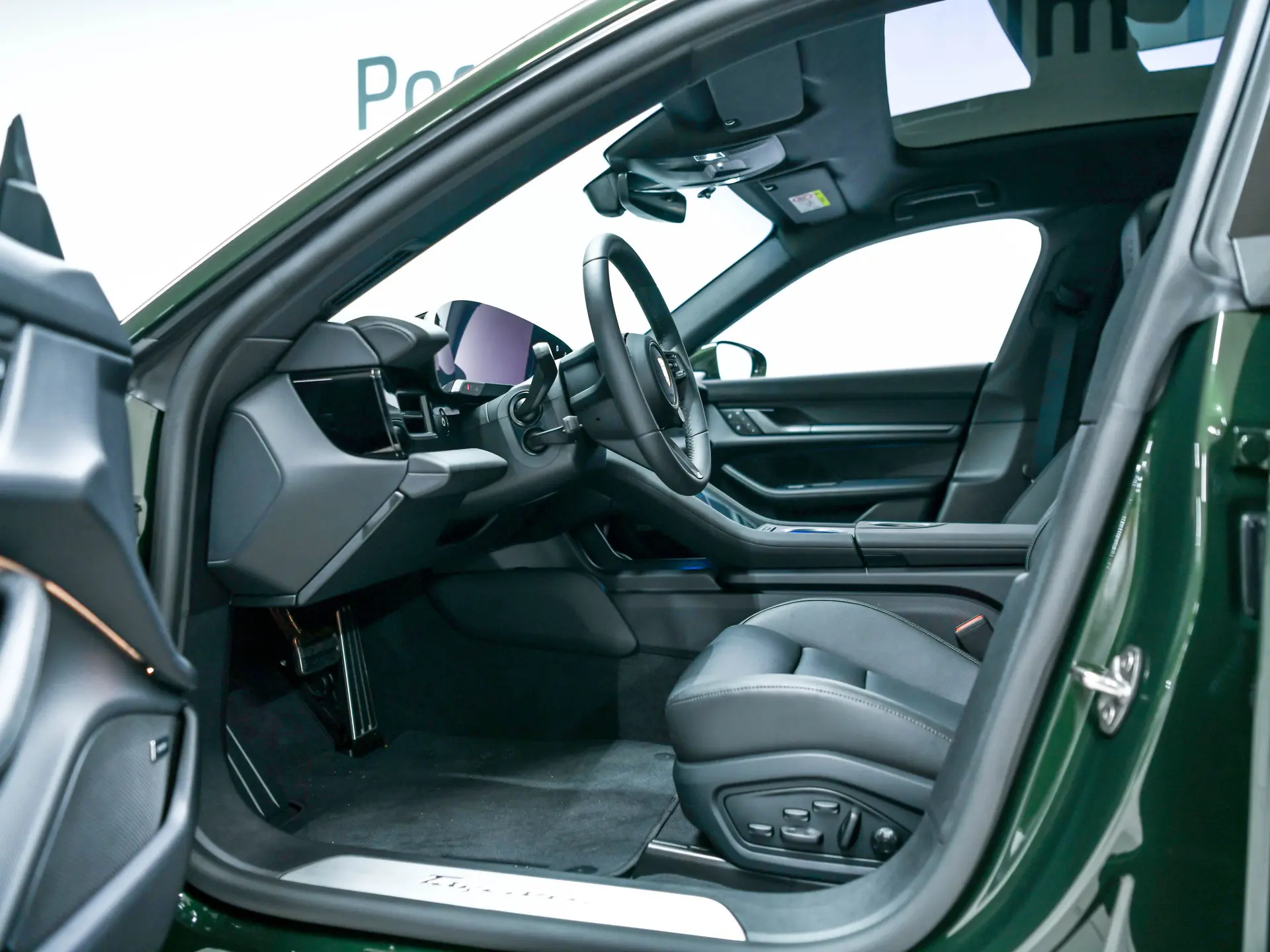 Taycan 4 Cross Turismo