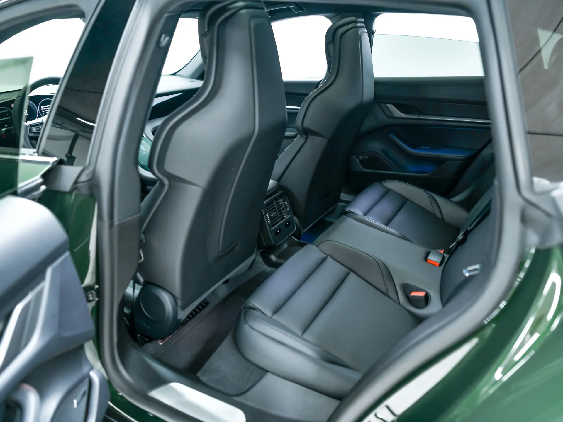 Taycan 4 Cross Turismo