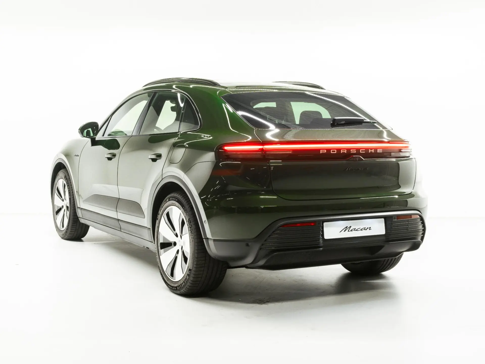 Macan 4