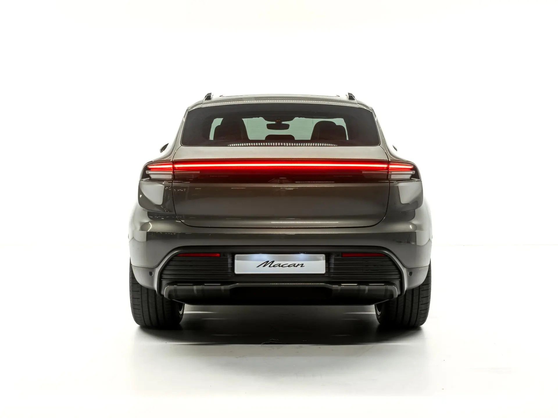 Macan 4