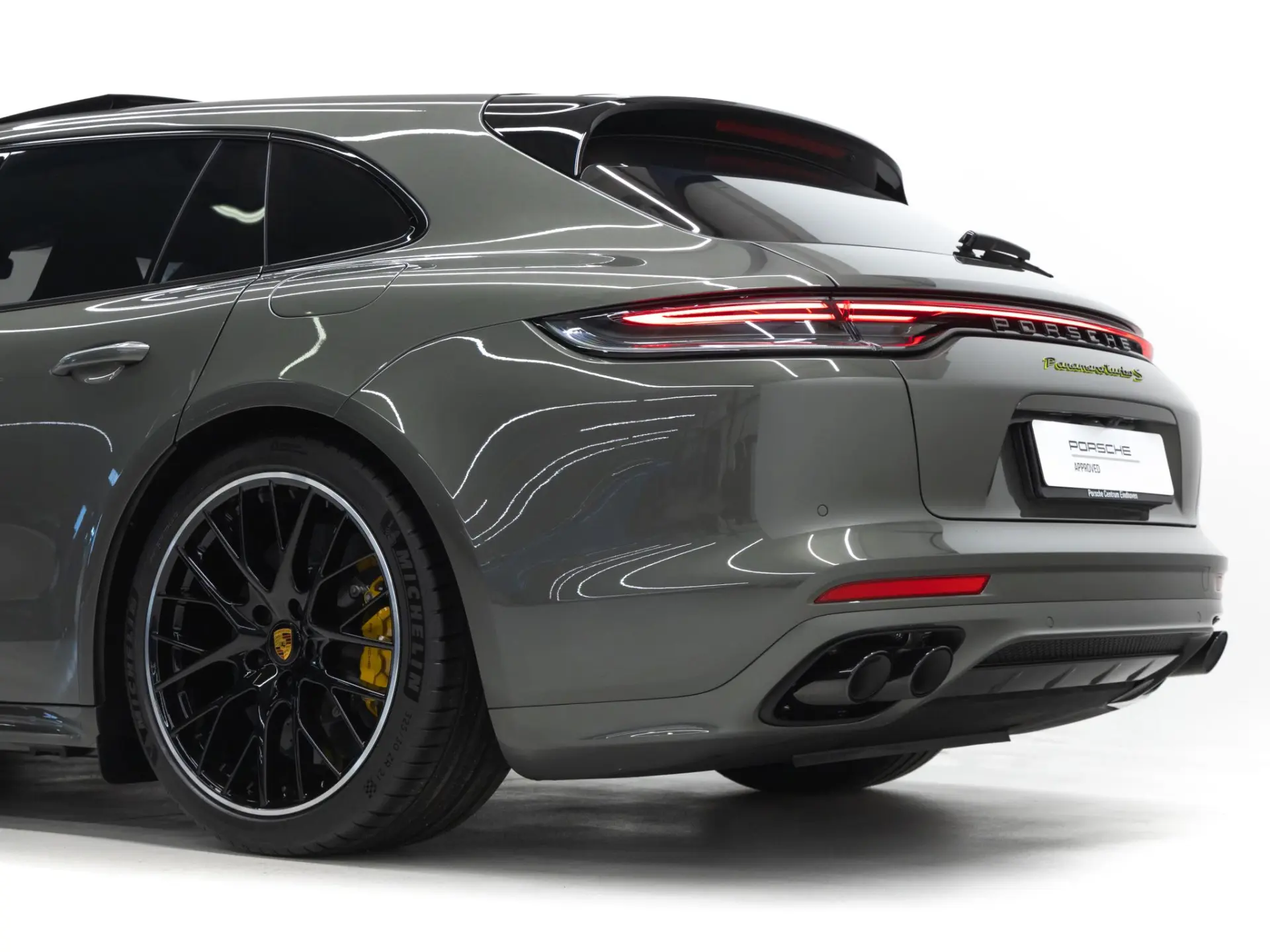 Panamera Turbo S E-Hybrid Sport Turismo