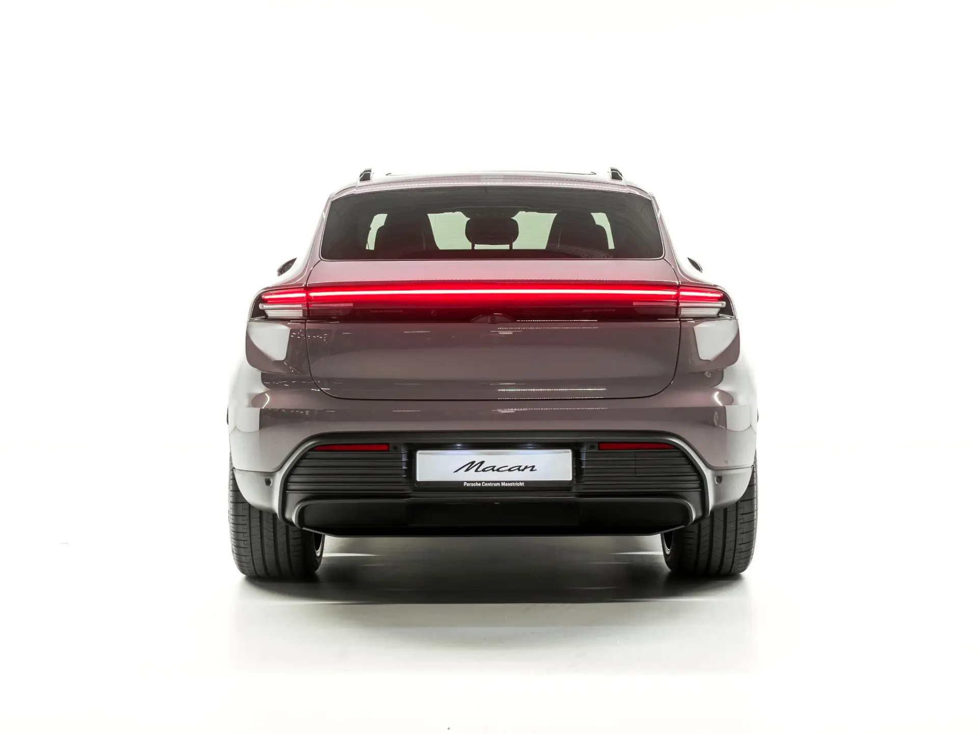 Macan 4