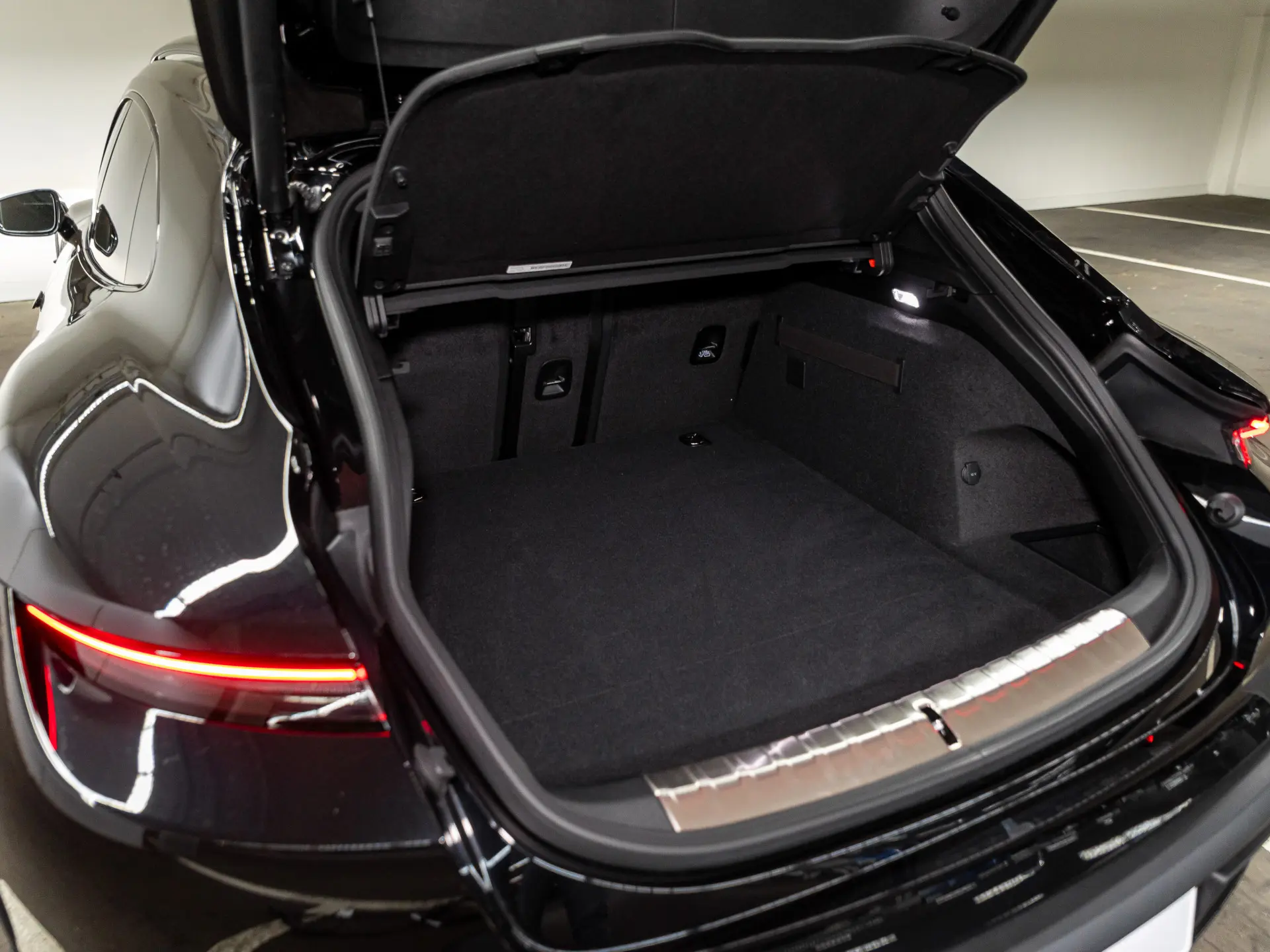 Taycan 4 Cross Turismo