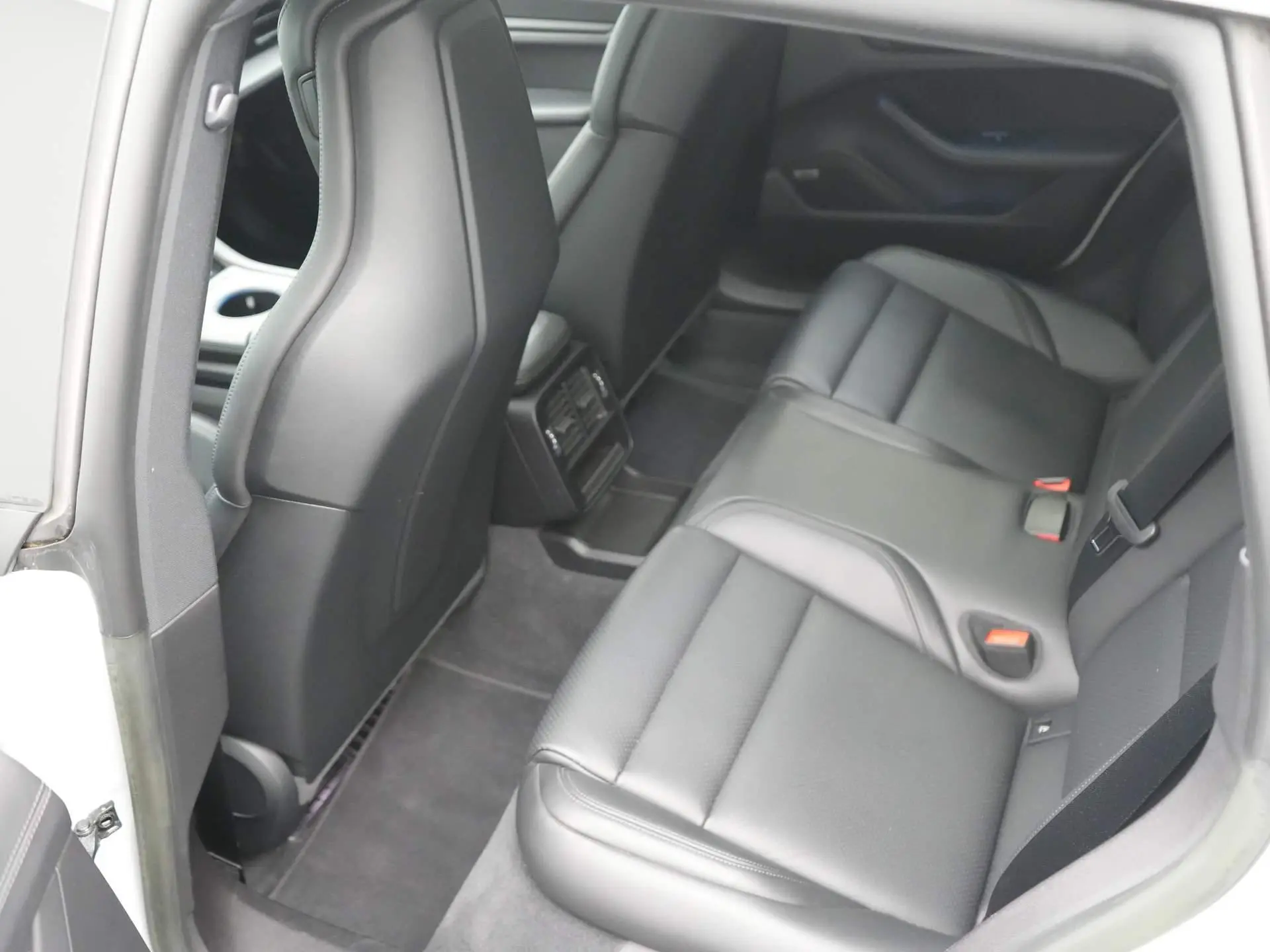 Taycan 4 Cross Turismo