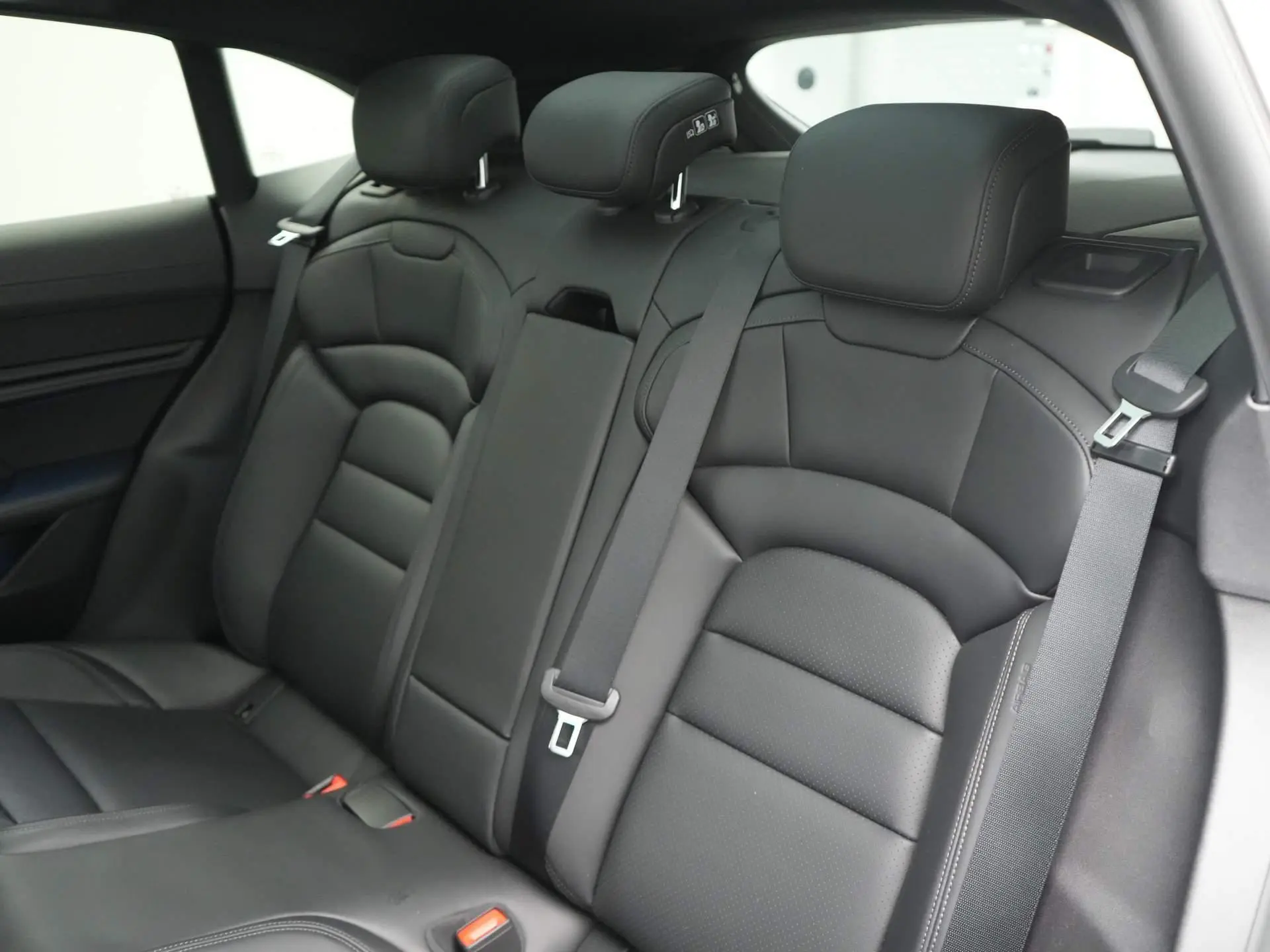Taycan 4 Cross Turismo