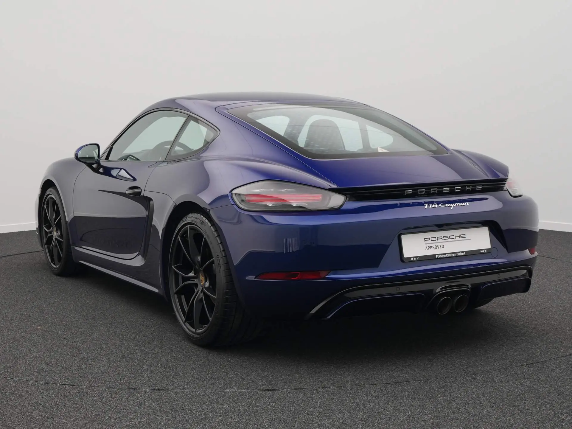 718 Cayman