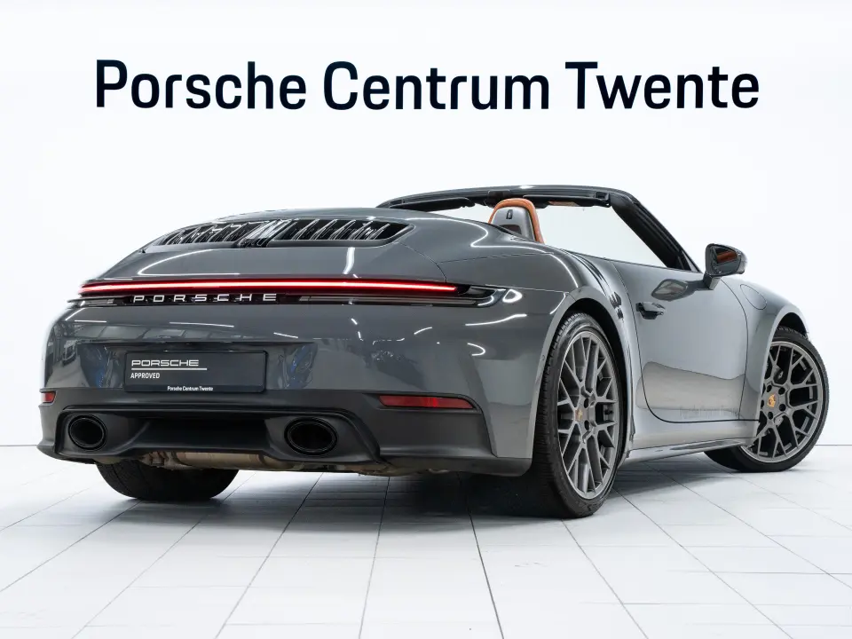 Porsche 911 Carrera Cabriolet