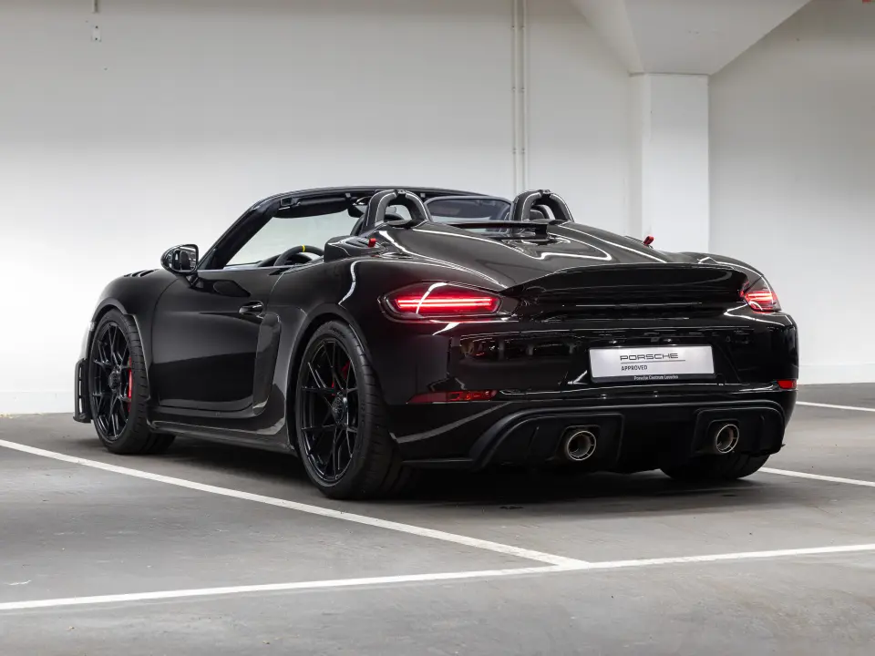Porsche 718 Spyder RS