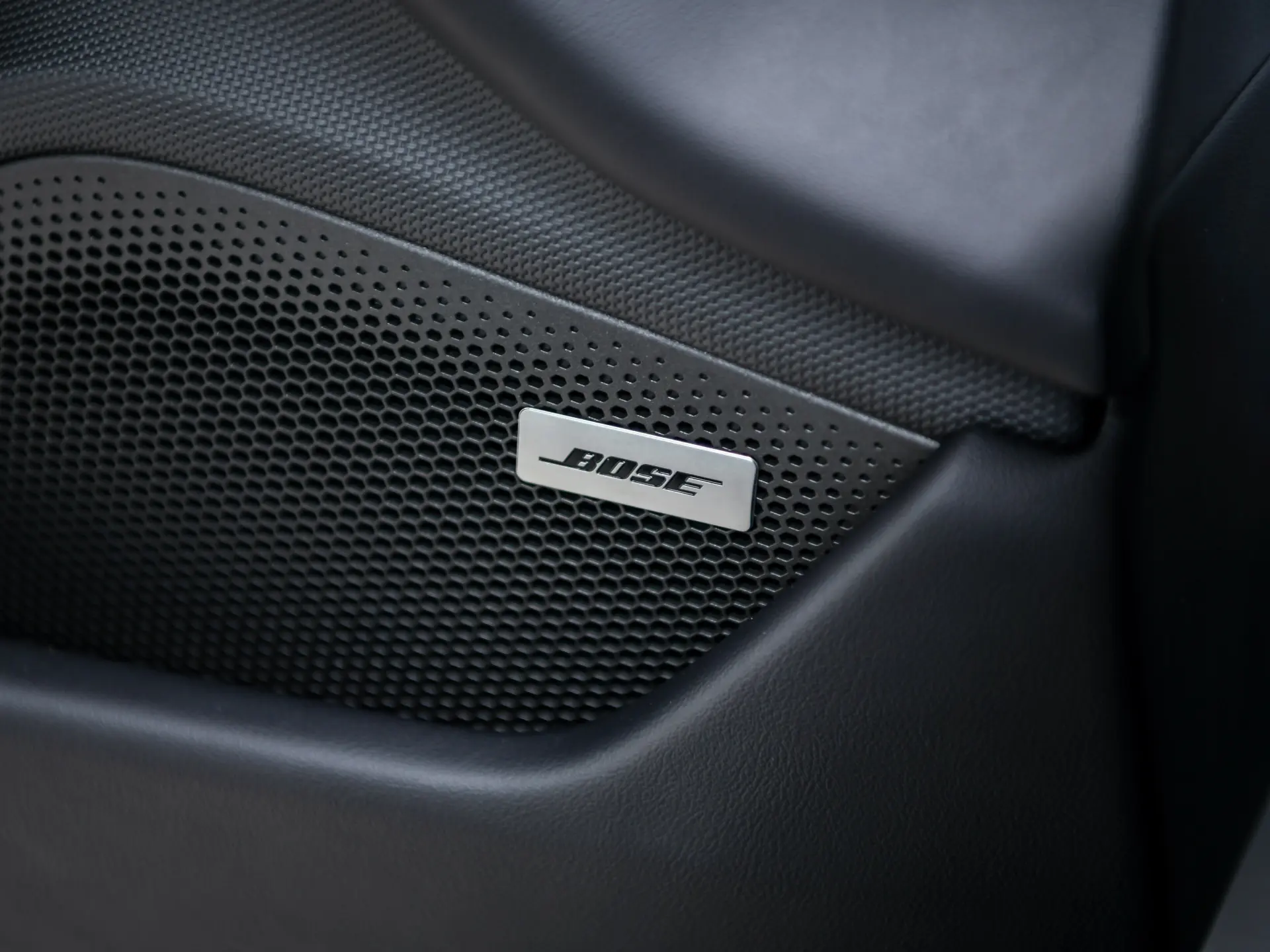 Taycan 4 Cross Turismo 