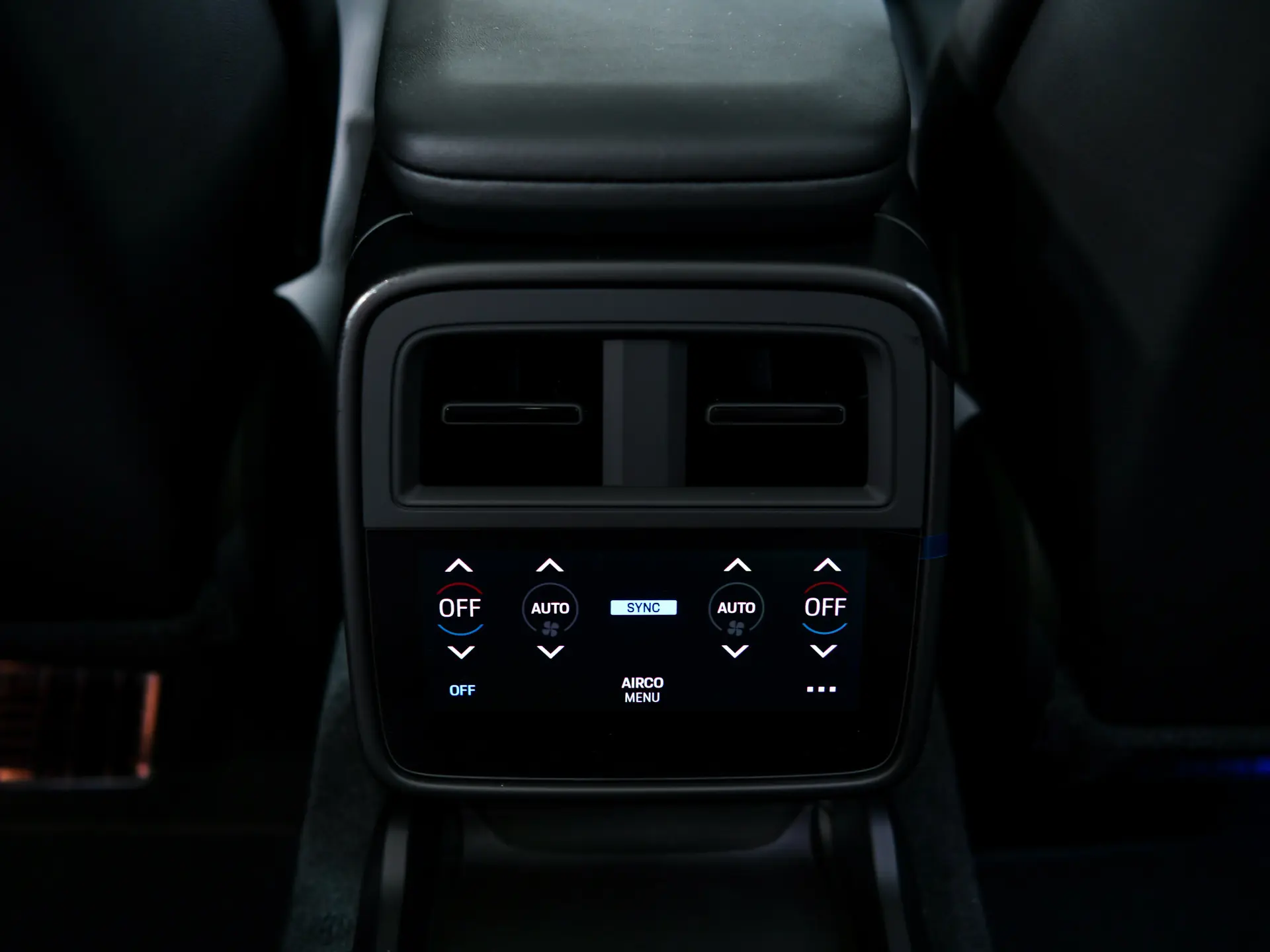 Taycan 4 Cross Turismo 