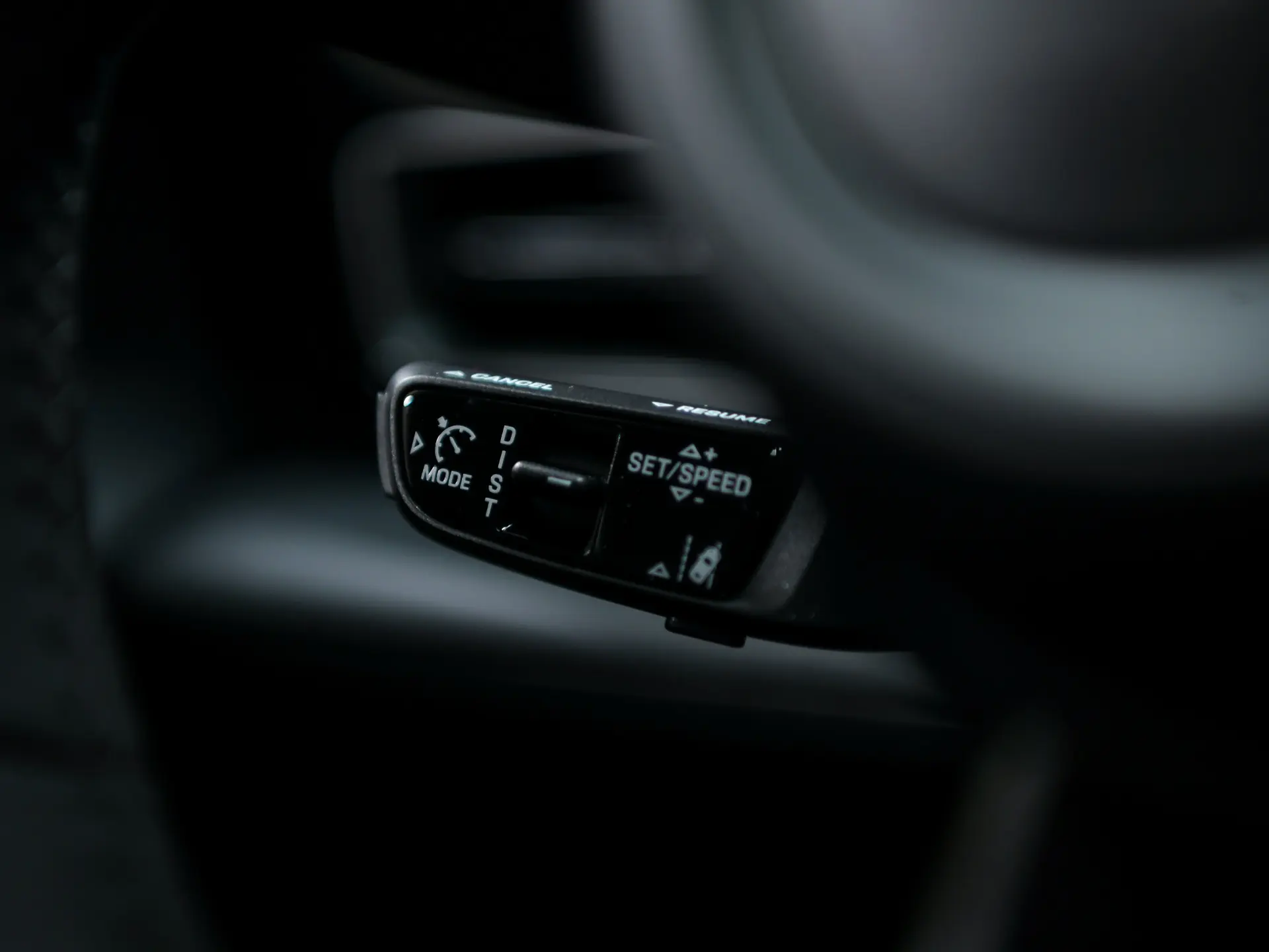 Taycan 4 Cross Turismo 