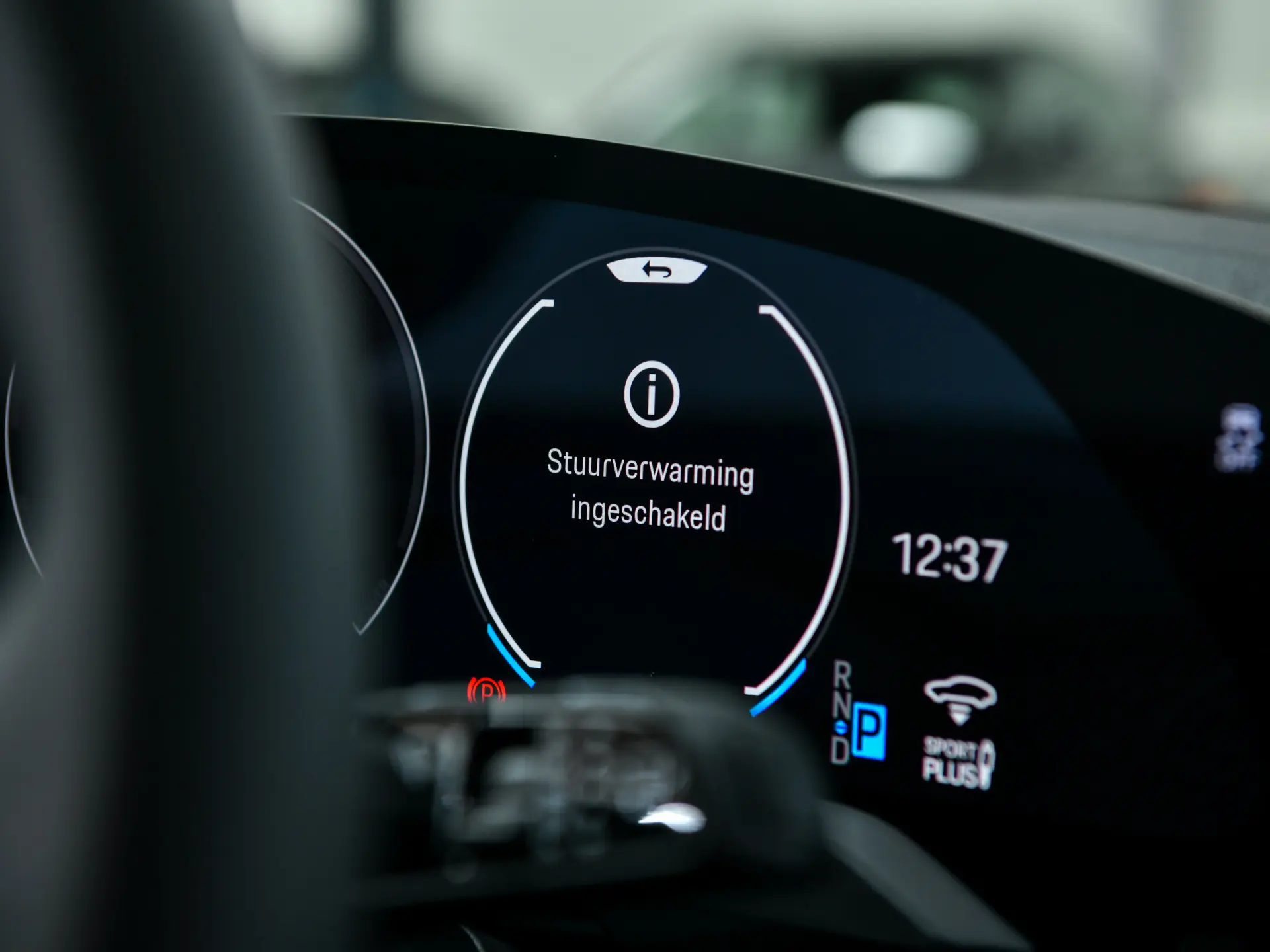 Taycan 4 Cross Turismo 