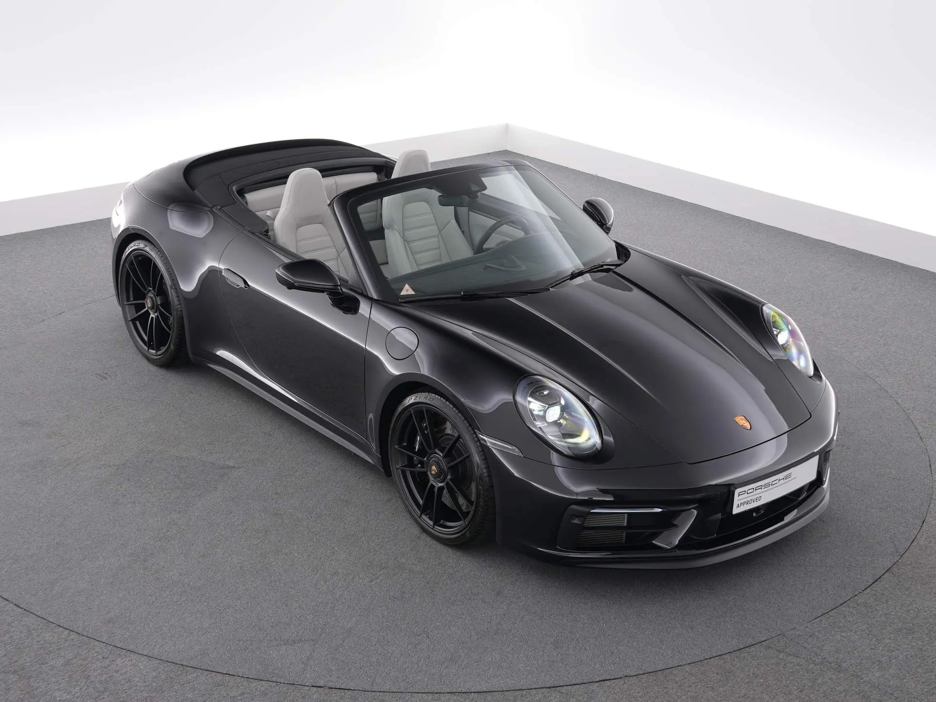 911 Carrera 4 GTS Cabriolet