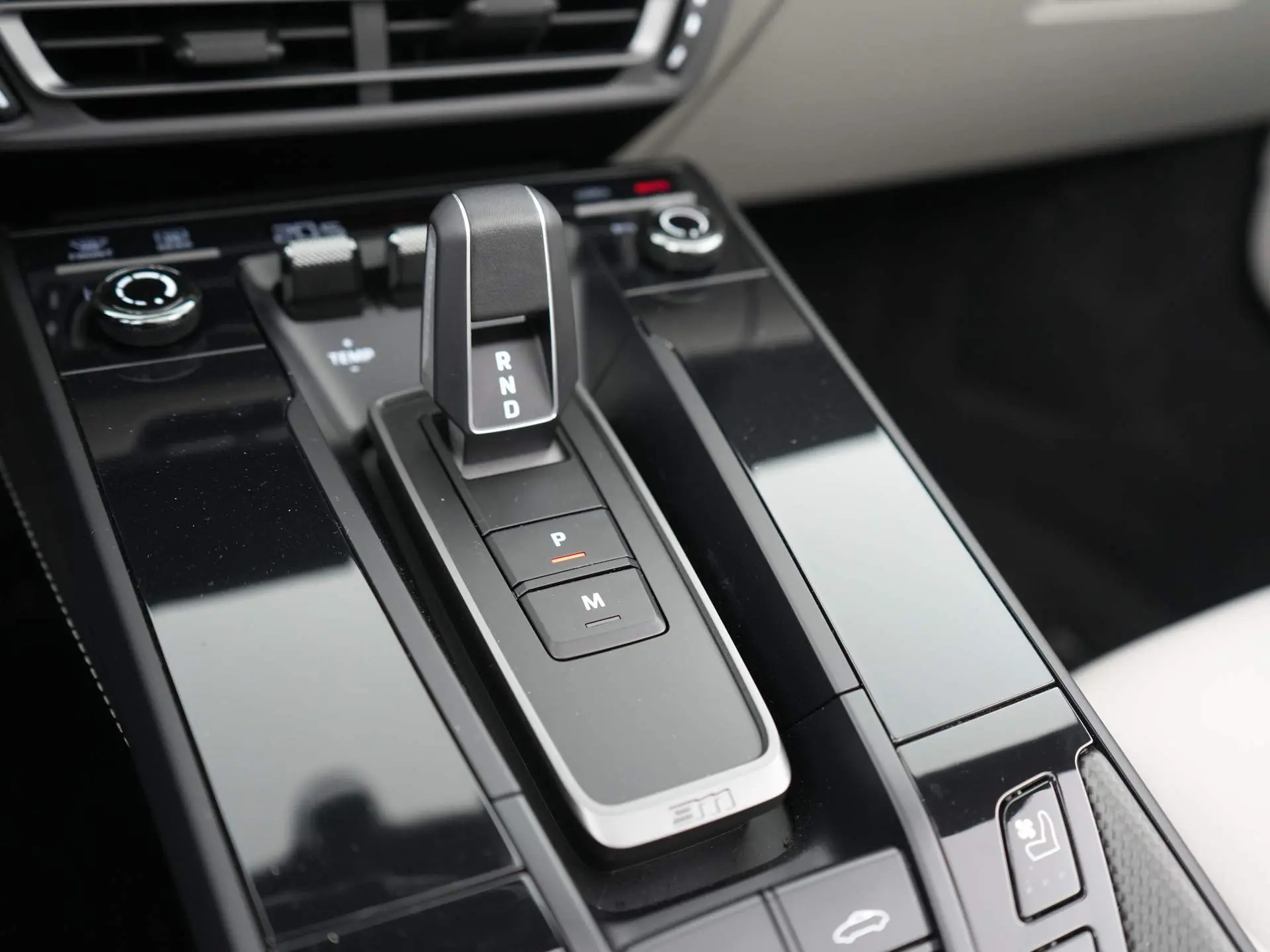 911 Carrera 4 GTS Cabriolet