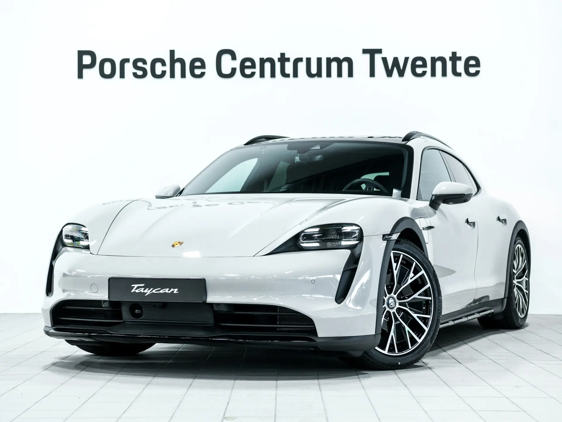 Taycan 4 Cross Turismo 