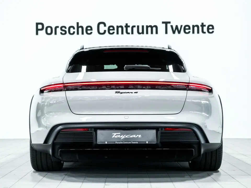 Taycan 4 Cross Turismo 