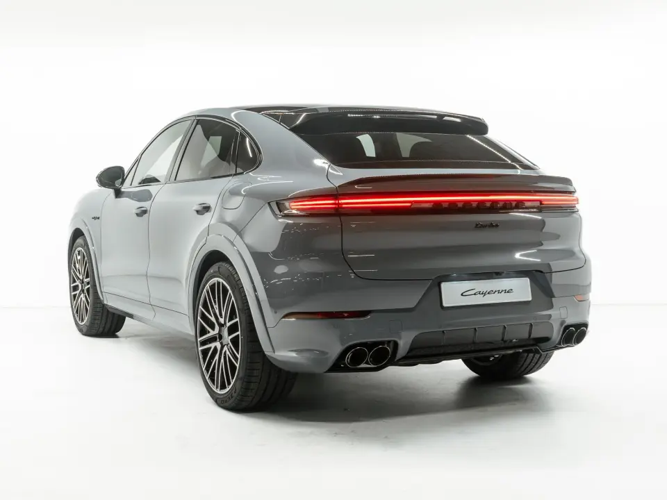 Porsche Cayenne Turbo E-Hybrid Coupé