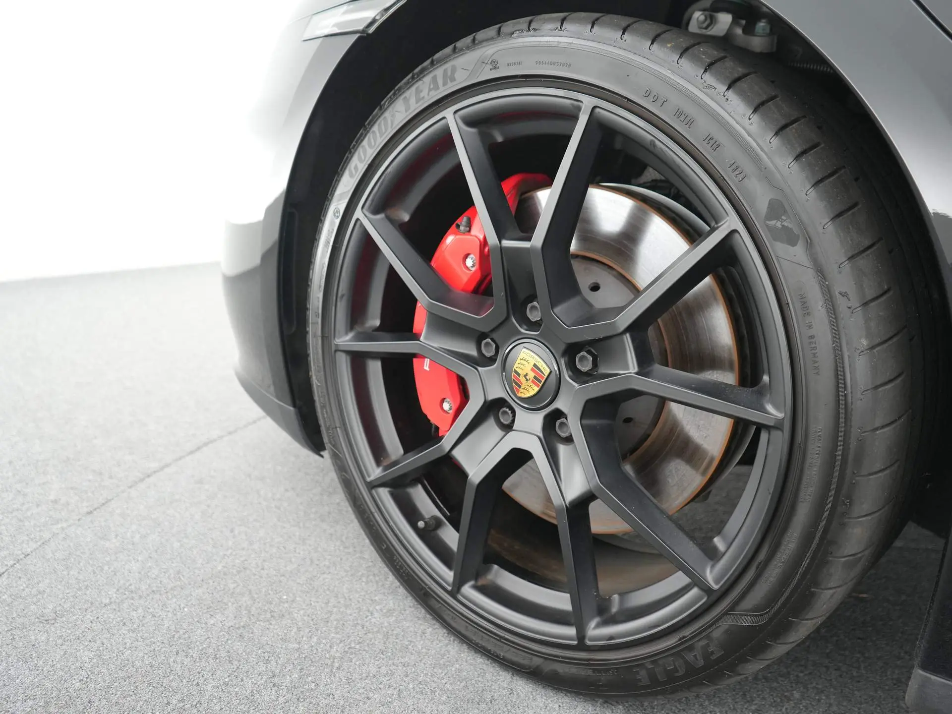 Taycan GTS Sport Turismo