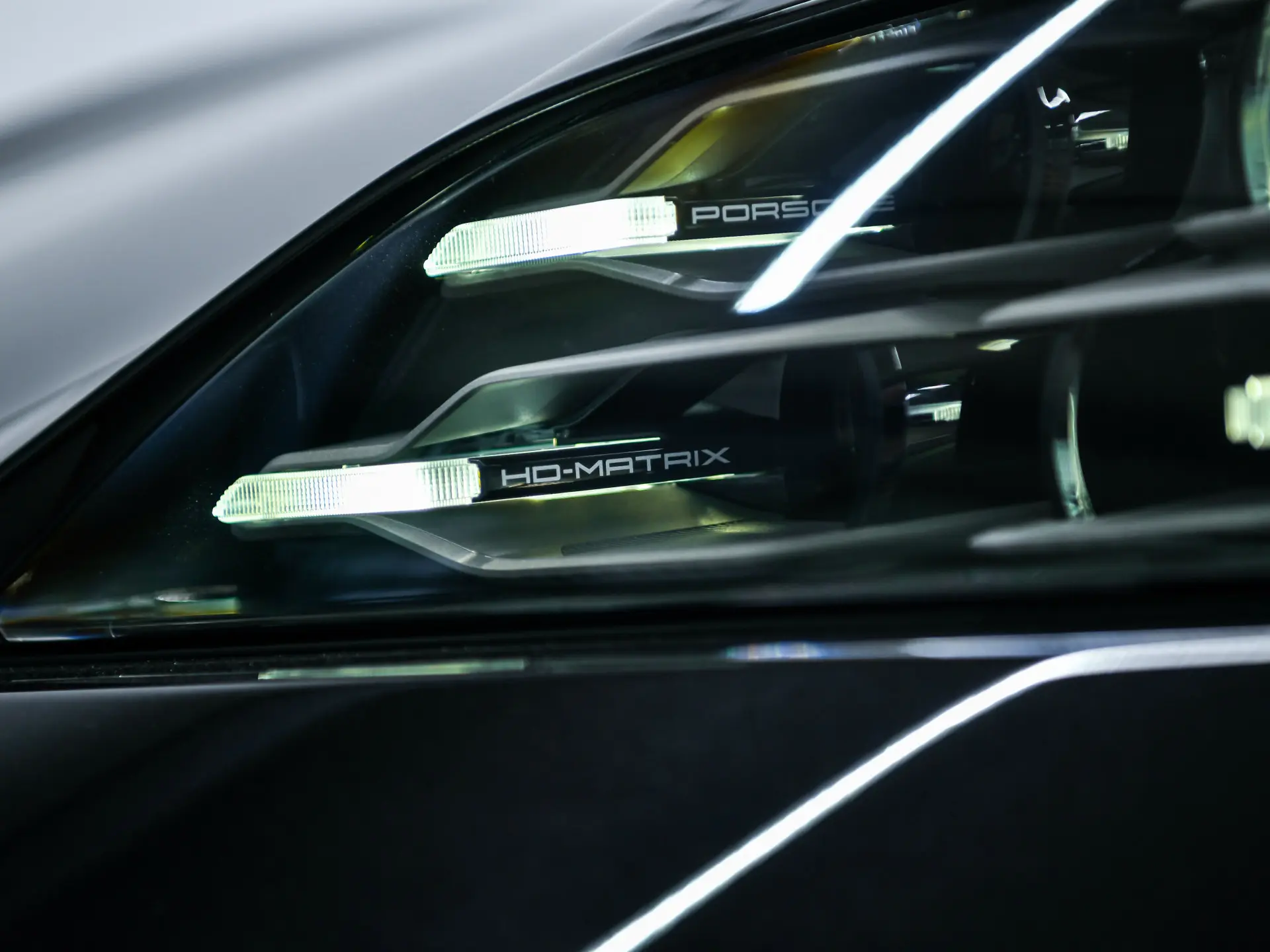 Taycan 4 Cross Turismo