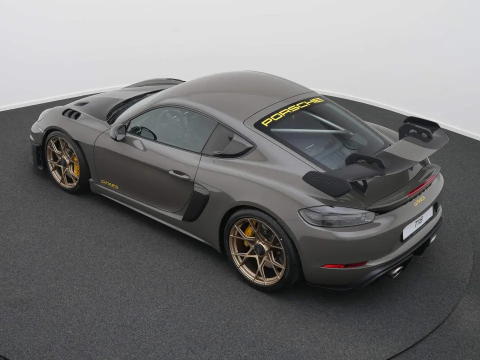 718 Cayman GT4 RS