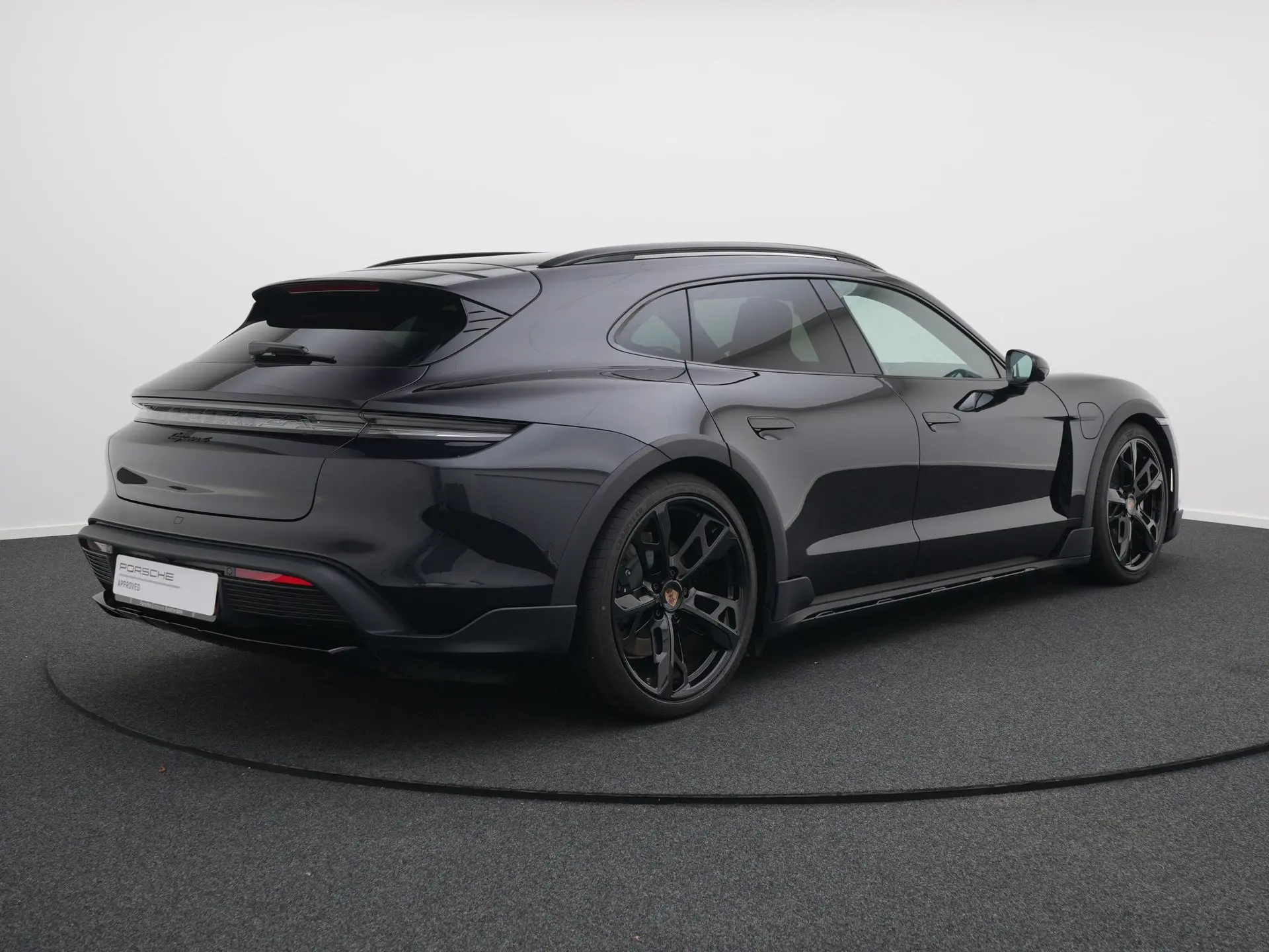 Taycan 4 Cross Turismo