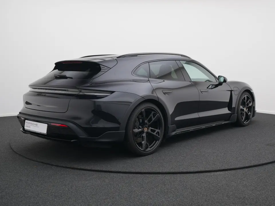 Taycan 4 Cross Turismo