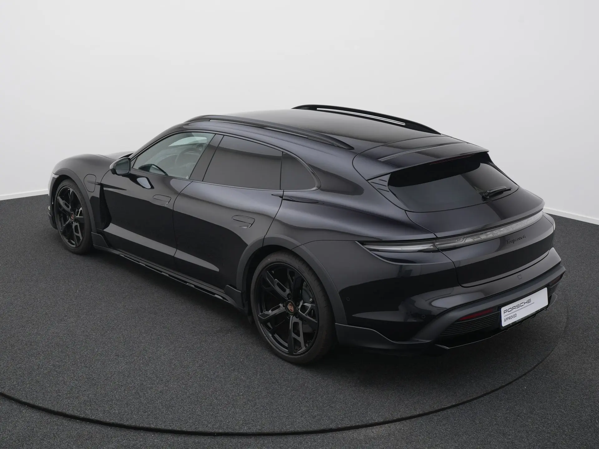 Taycan 4 Cross Turismo