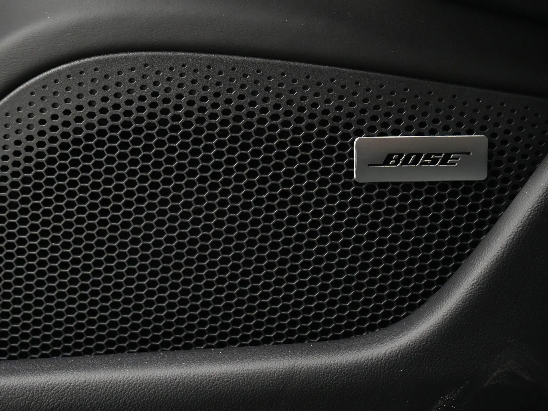 Taycan 4 Cross Turismo