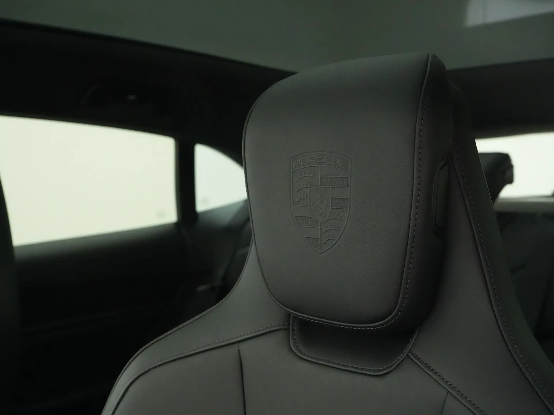 Taycan 4 Cross Turismo