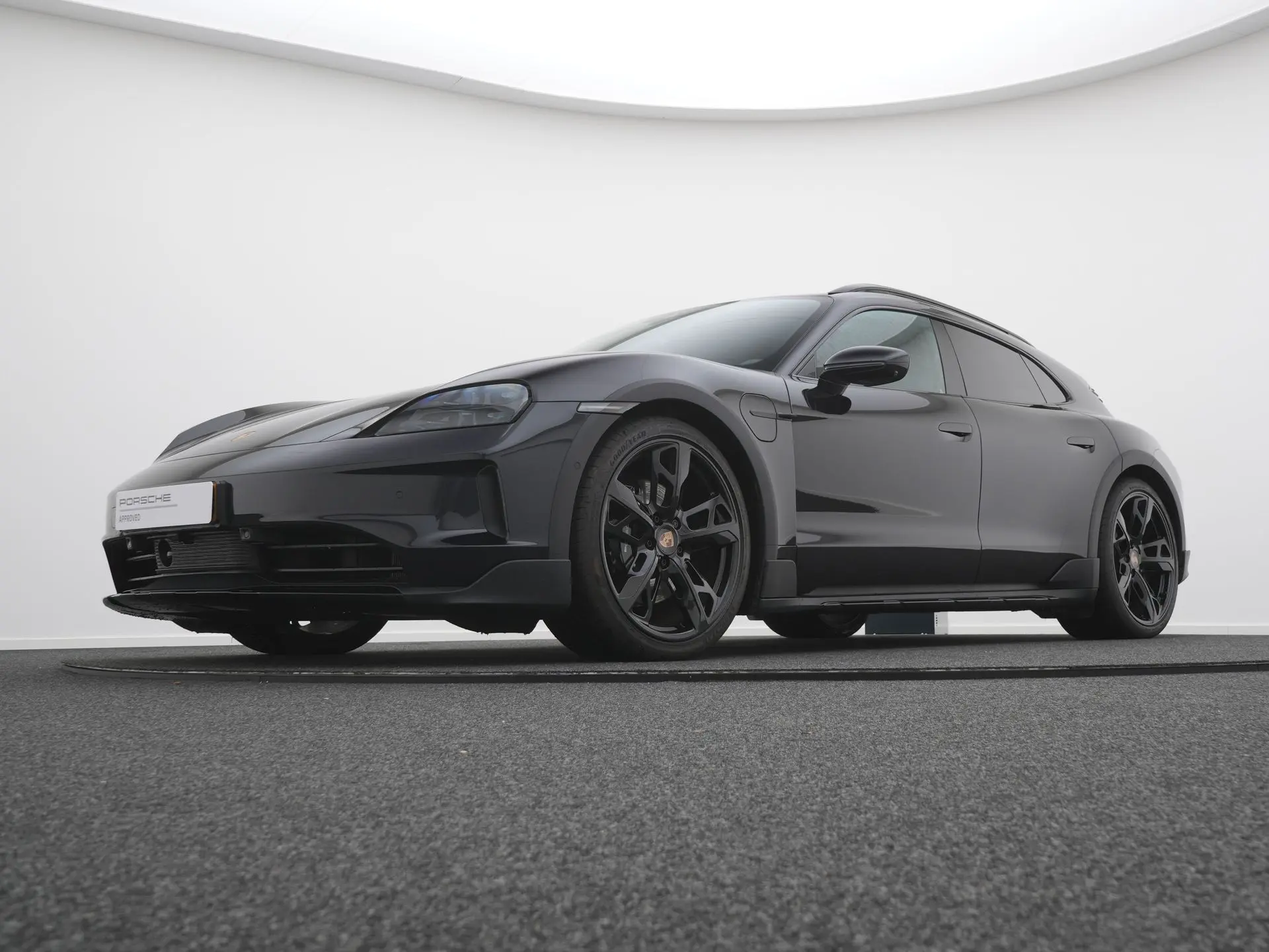 Taycan 4 Cross Turismo