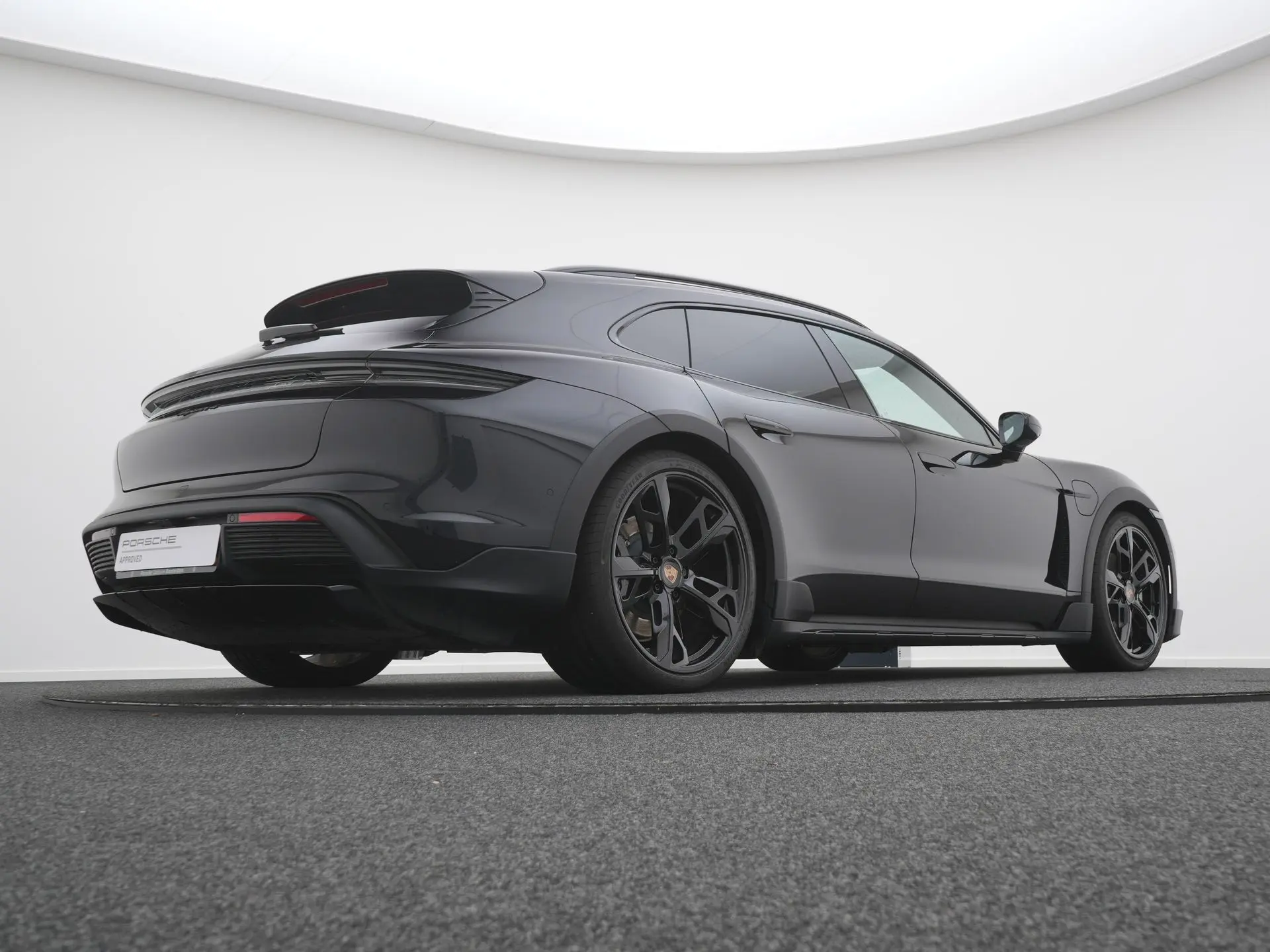 Taycan 4 Cross Turismo