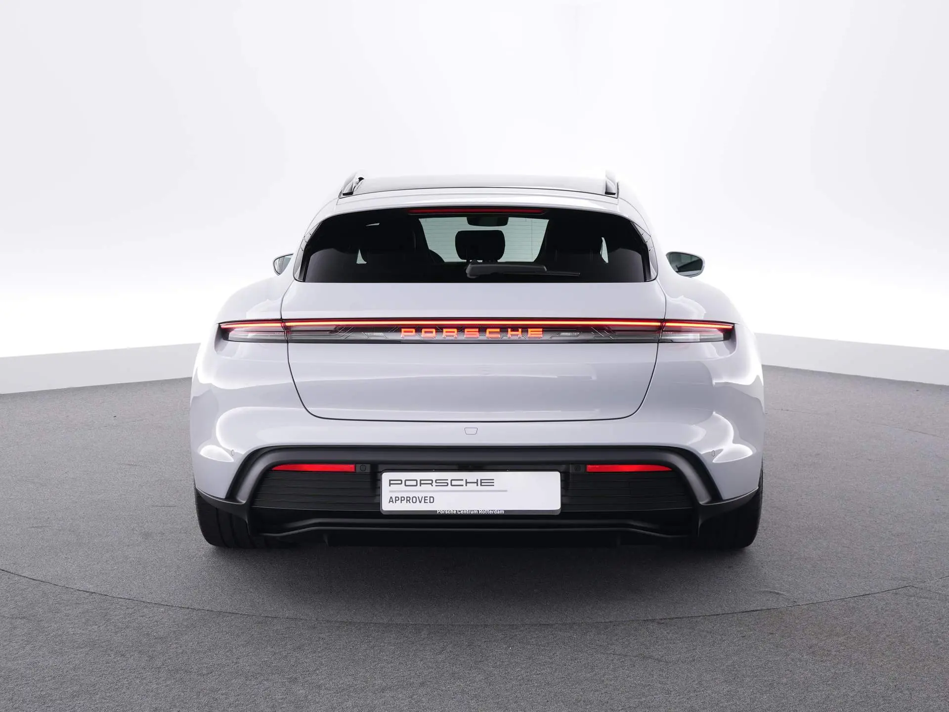 Taycan Sport Tursimo