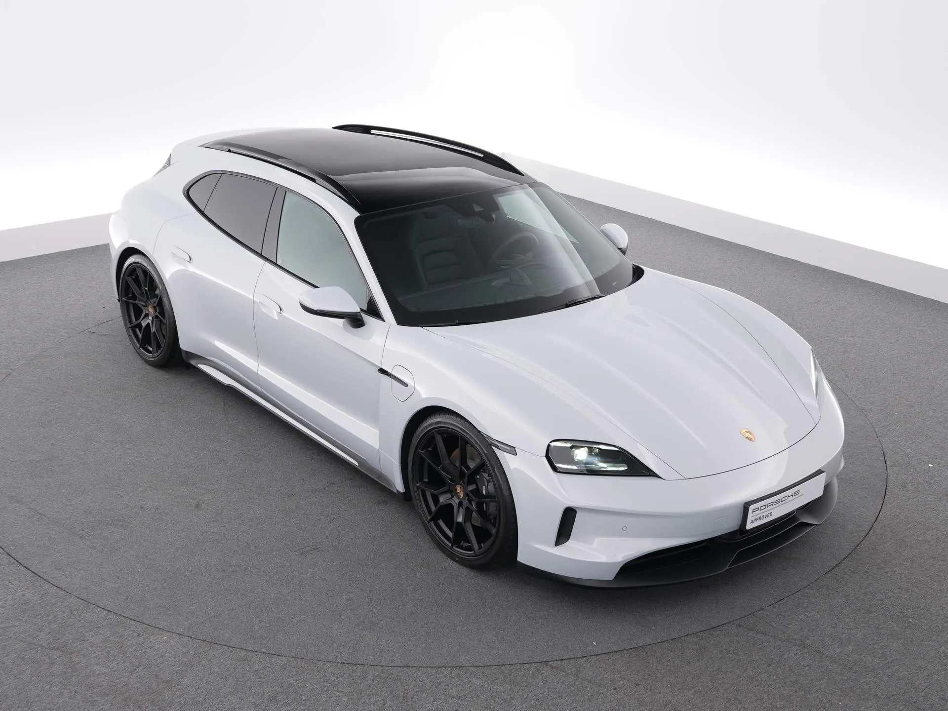 Taycan Sport Tursimo