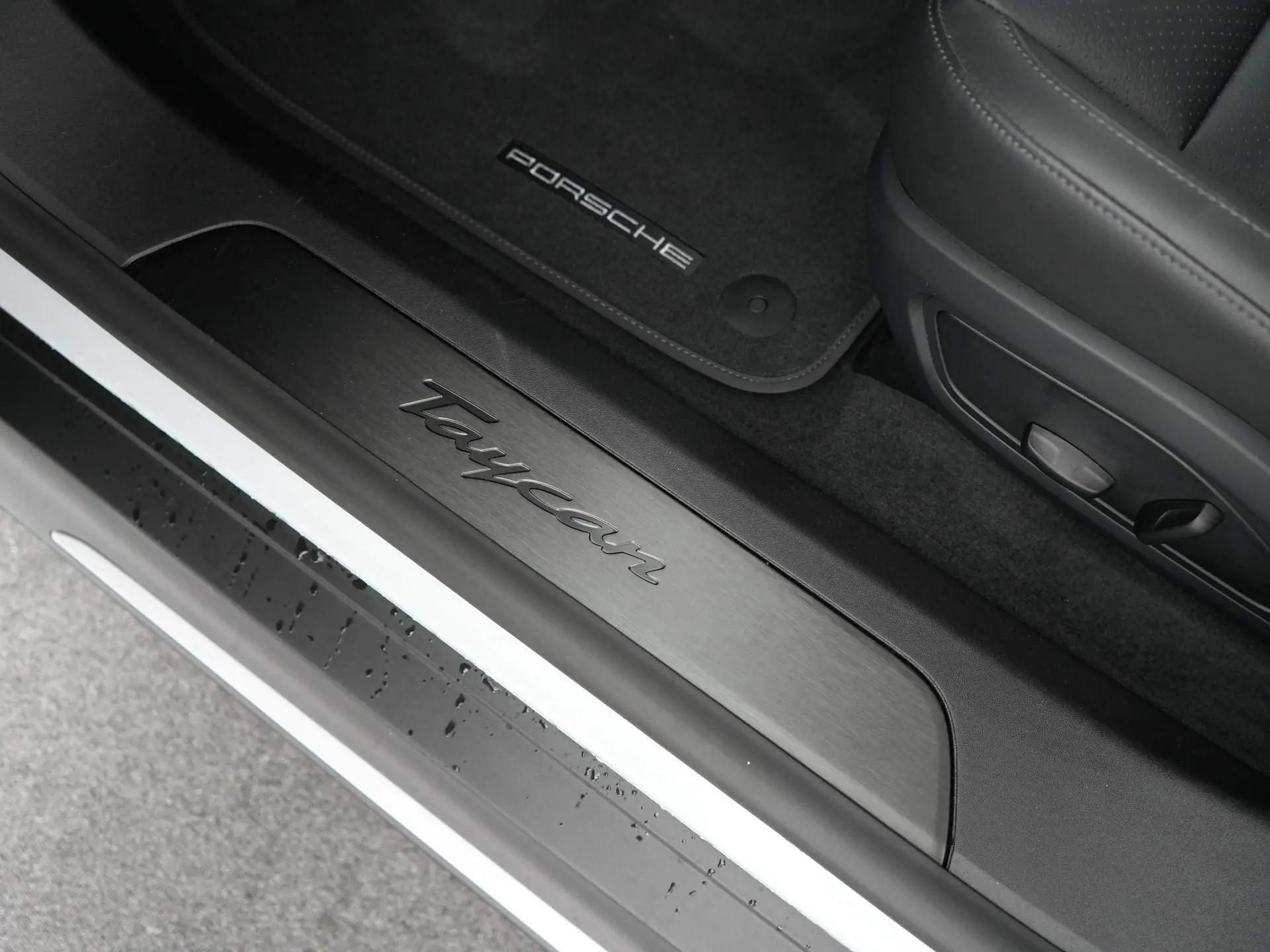 Taycan Sport Tursimo