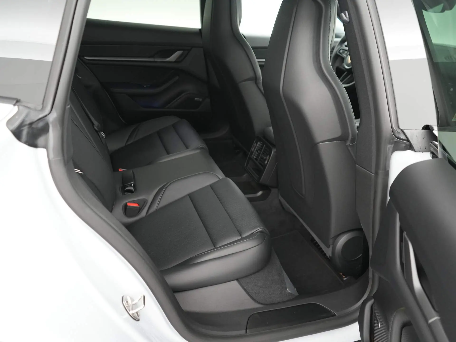 Taycan Sport Tursimo