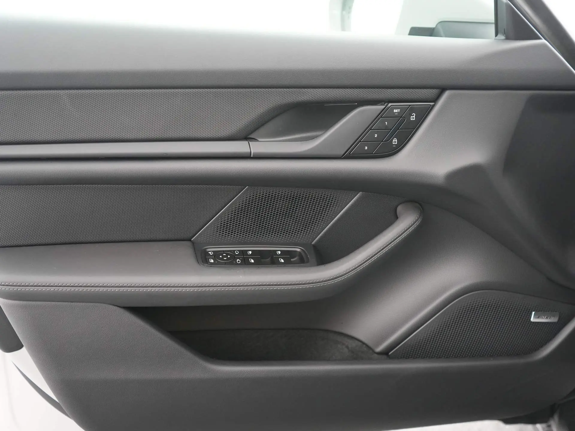 Taycan 4 Cross Turismo