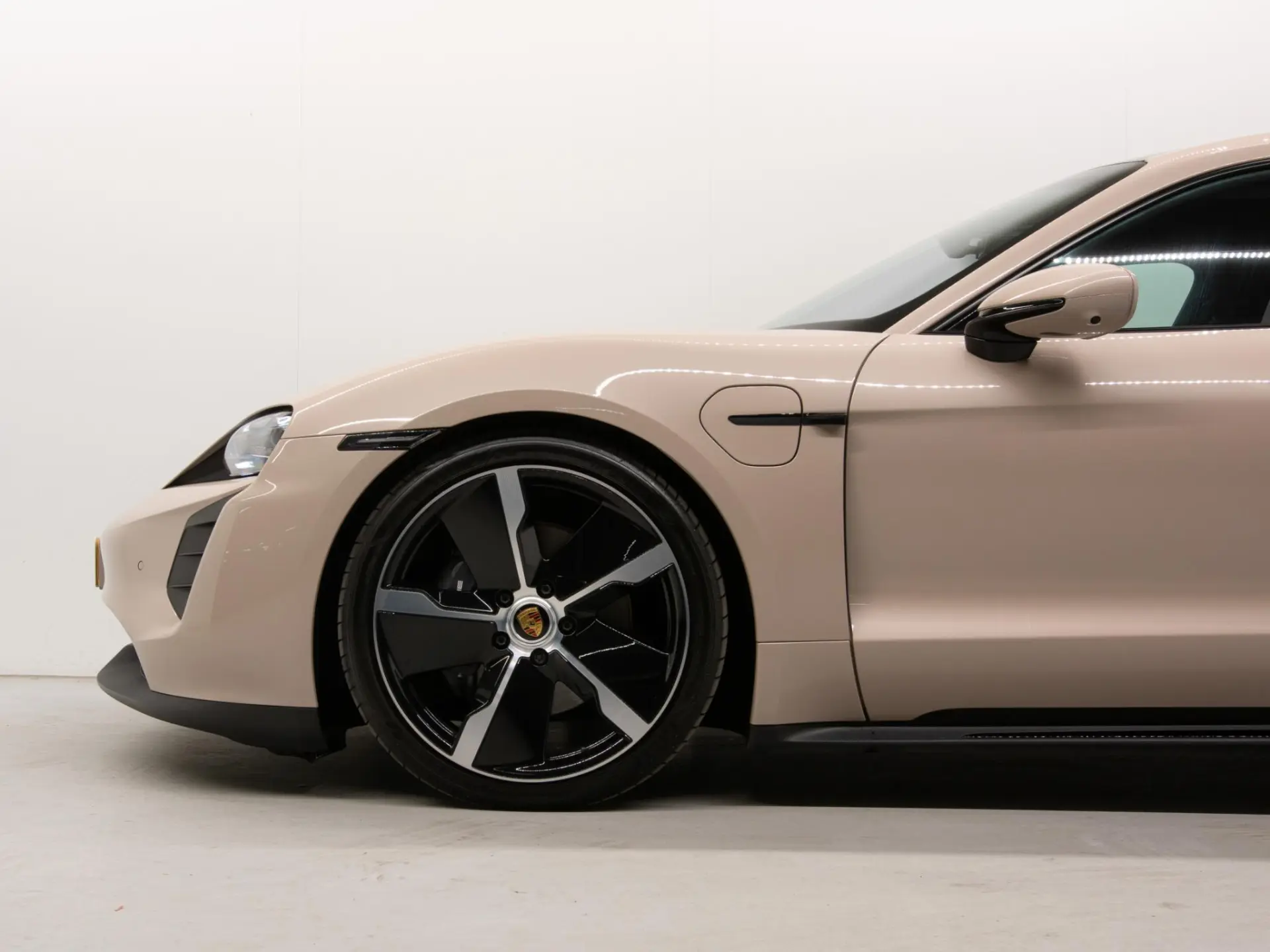 Taycan Sport Turismo 
