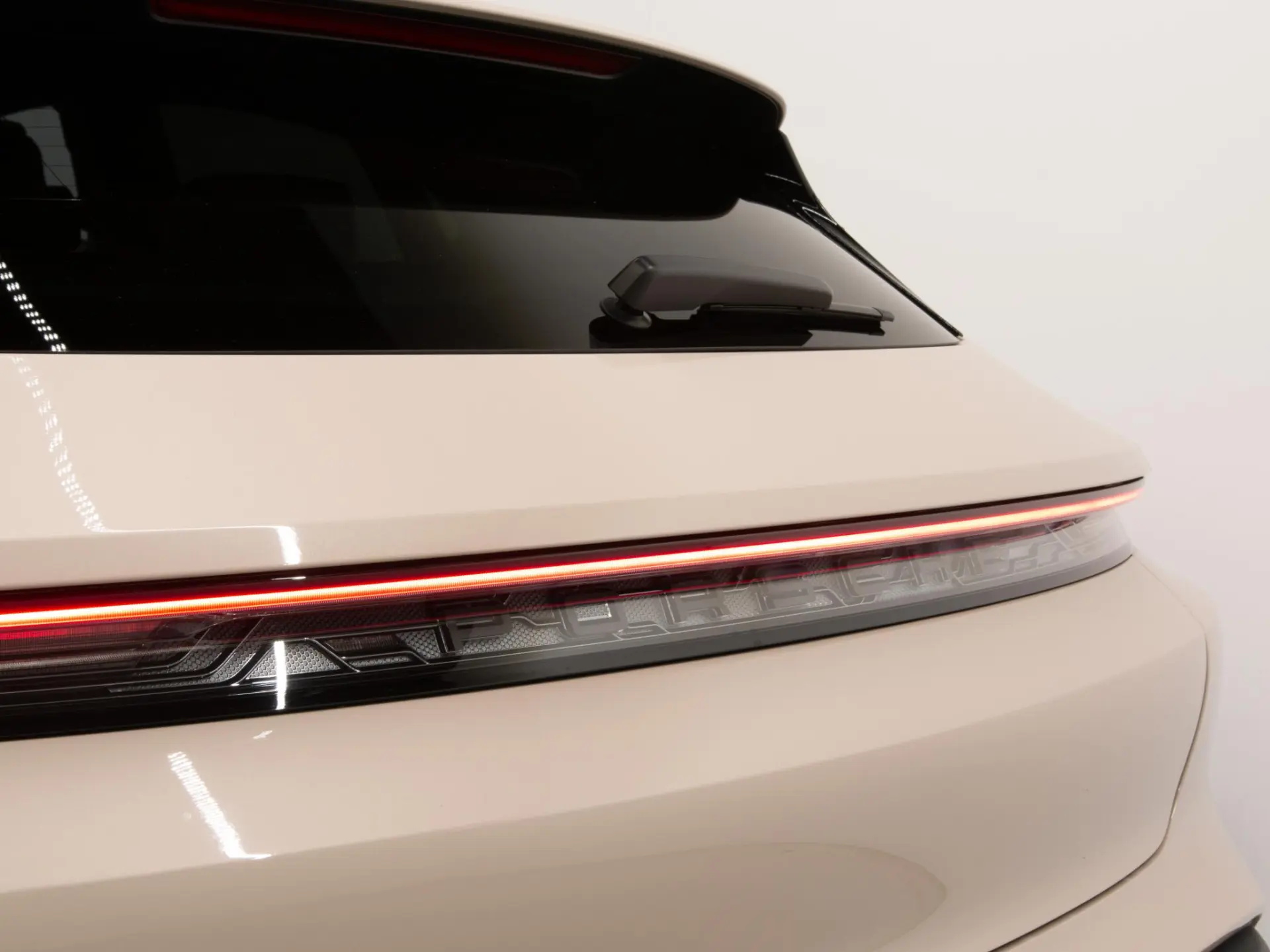 Taycan Sport Turismo 