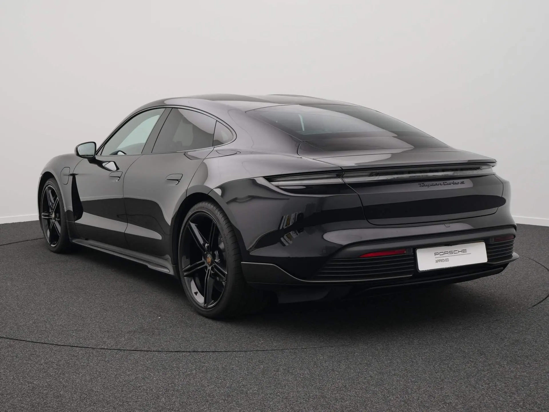 Taycan Turbo S