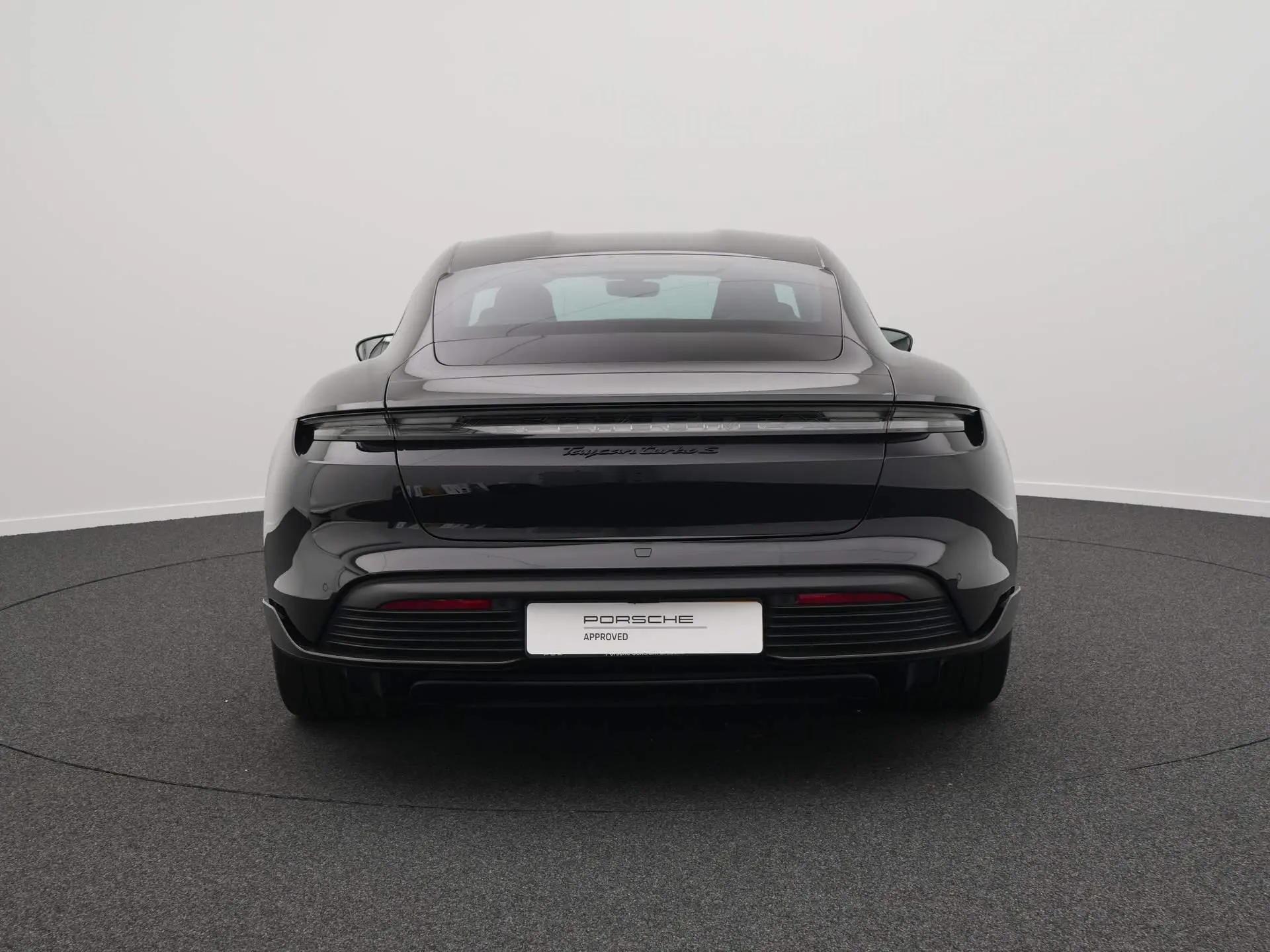 Taycan Turbo S