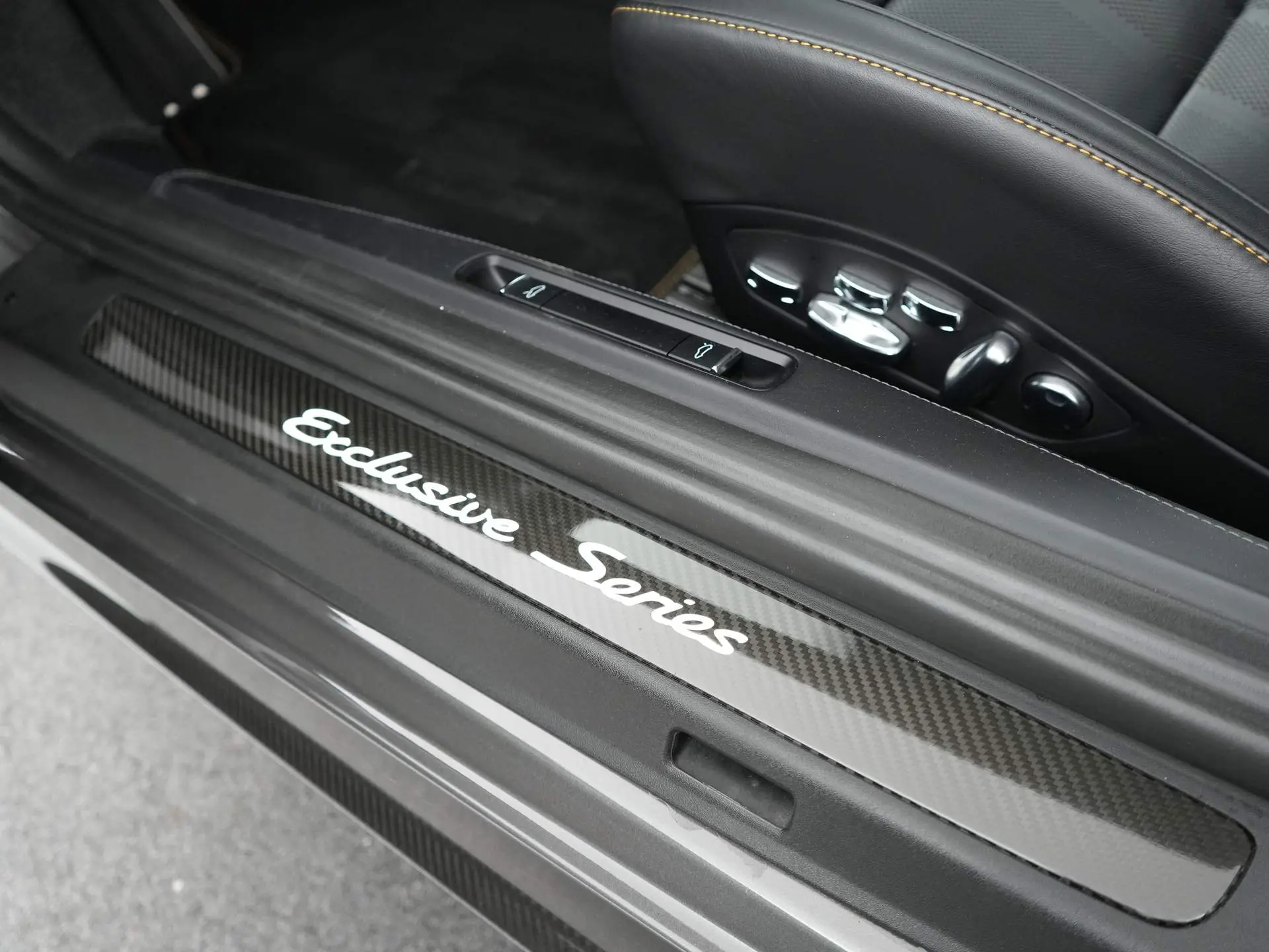 911 Turbo S Exclusive Series