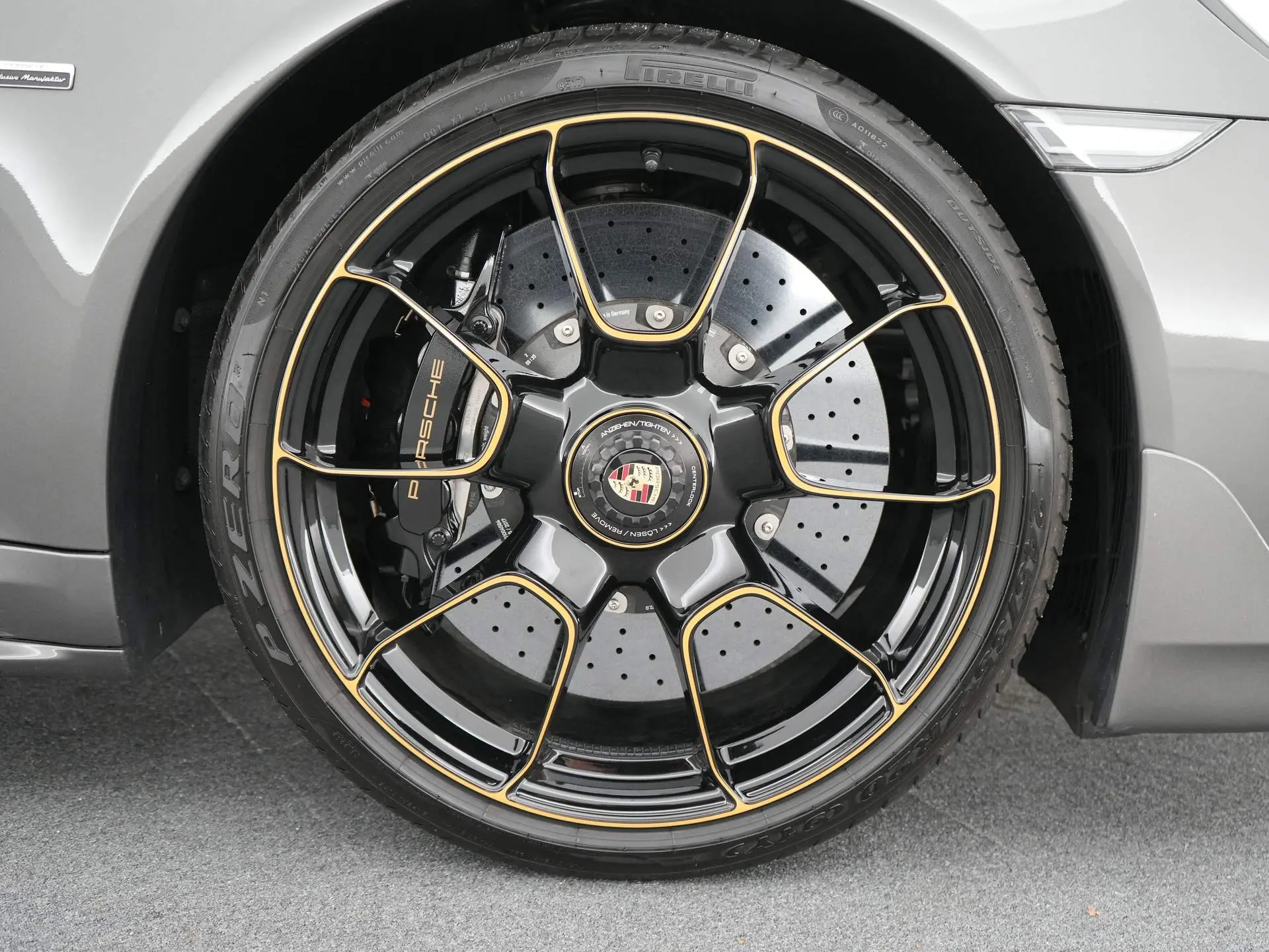 911 Turbo S Exclusive Series