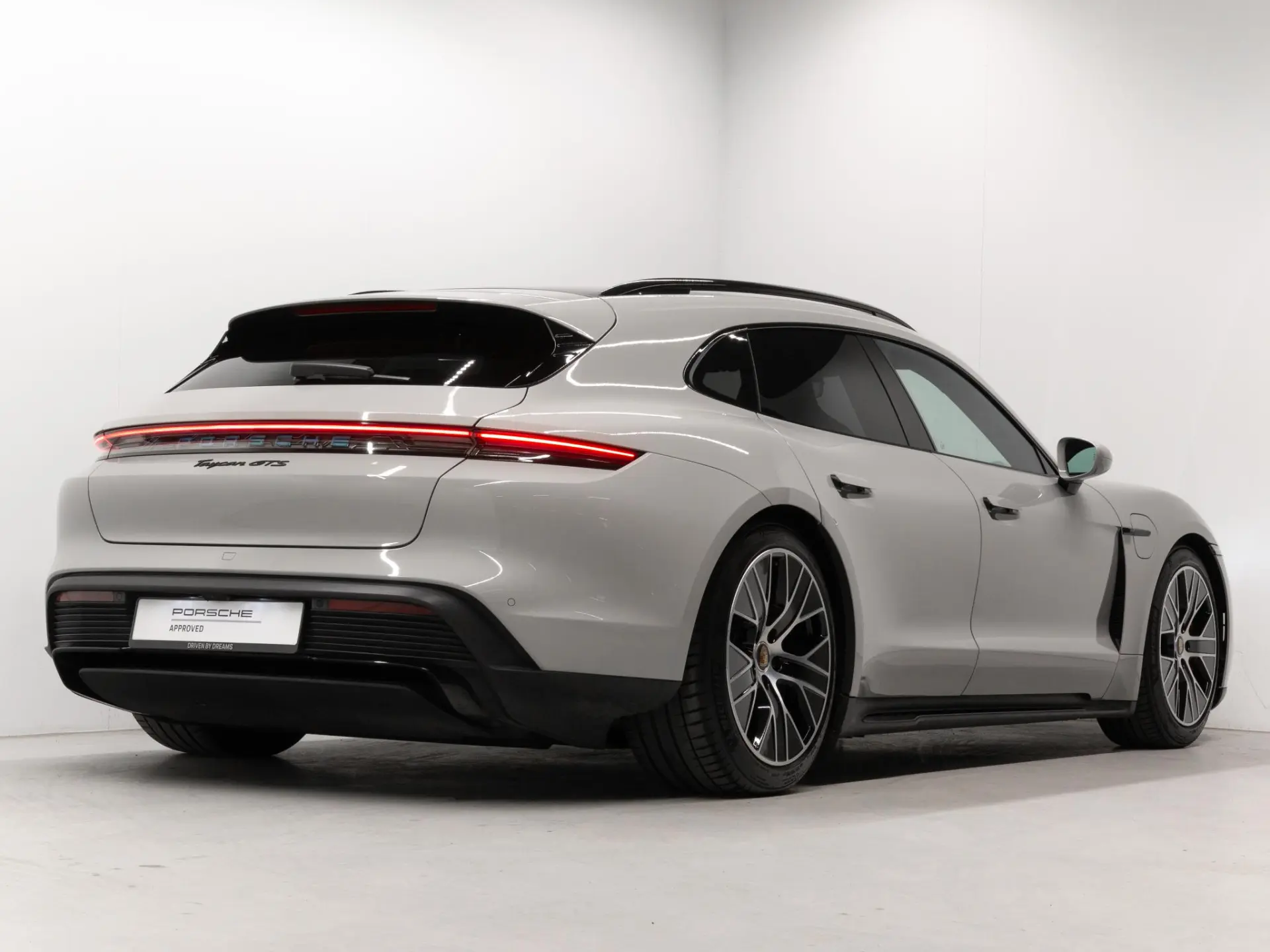 Taycan GTS Sport Turismo Performance-accu Plus