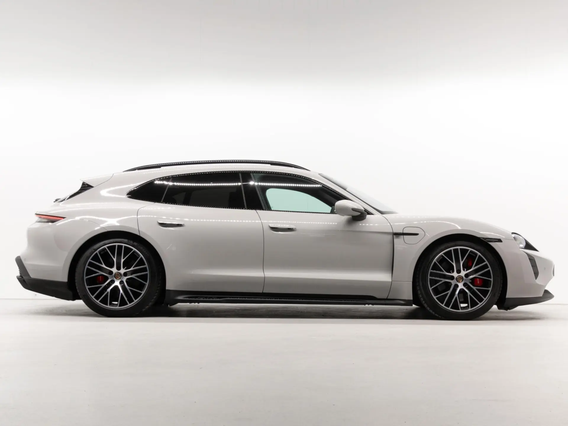 Taycan GTS Sport Turismo Performance-accu Plus