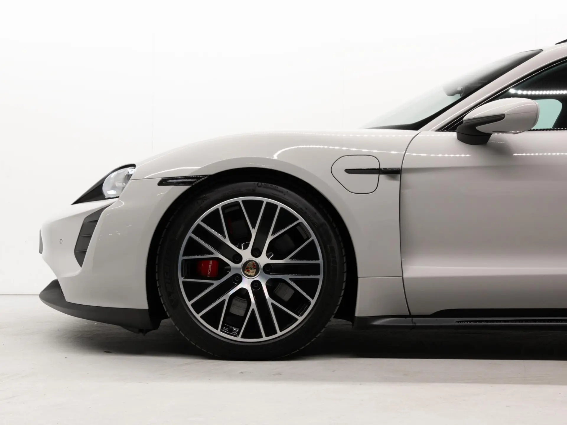 Taycan GTS Sport Turismo Performance-accu Plus
